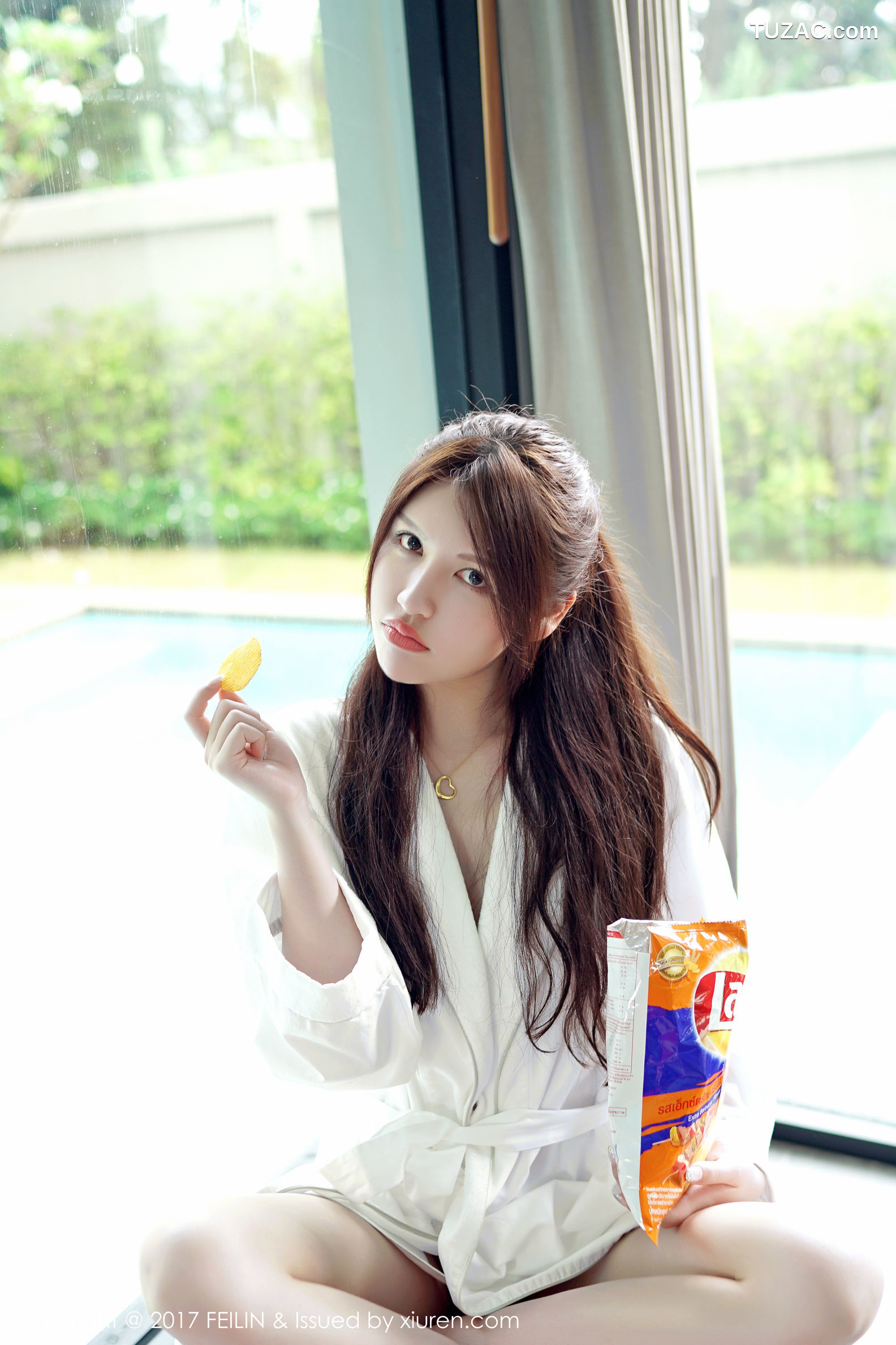 FeiLin嗲囡囡-085-PaPa妈咪-泰国旅拍红色比基尼-2017.04.11