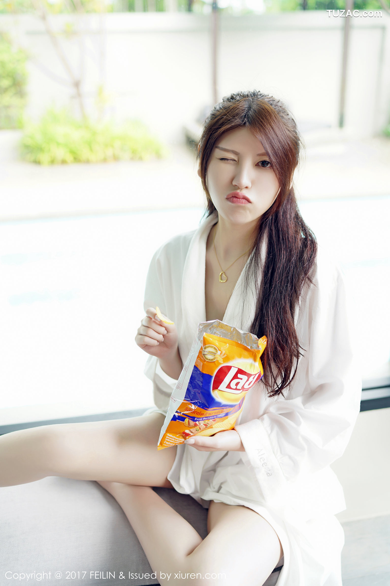 FeiLin嗲囡囡-085-PaPa妈咪-泰国旅拍红色比基尼-2017.04.11