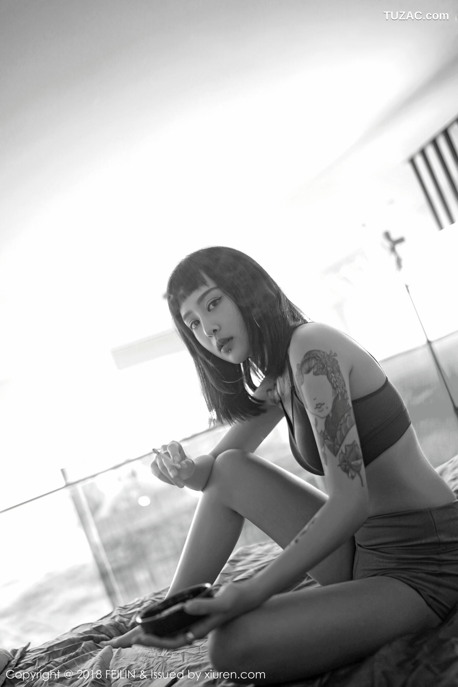 FeiLin嗲囡囡-129-赵艺璇-《香烟-纹身-黑白风格照片》-2018.03.29