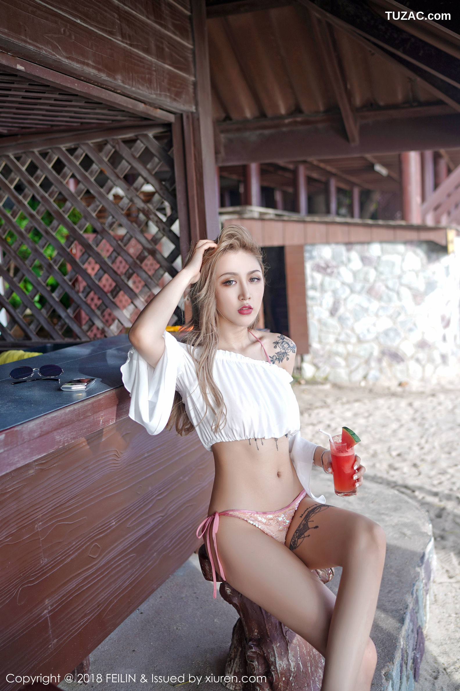 FeiLin嗲囡囡-136-晗大大-《比基尼湿身》-2018.05.08