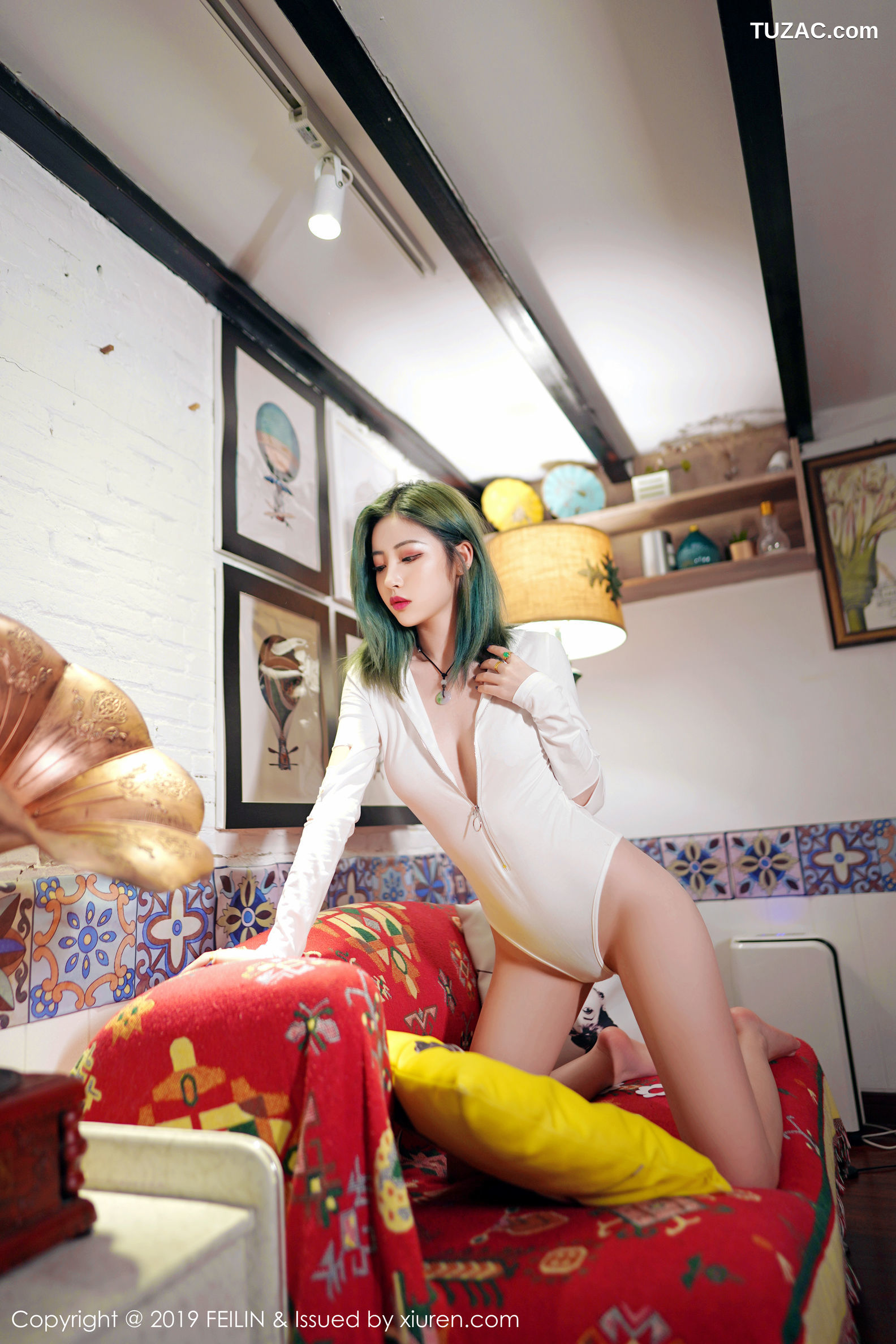 FeiLin嗲囡囡-188-小樱花-《清秀的容颜与曼妙的身材》-2019.04.18