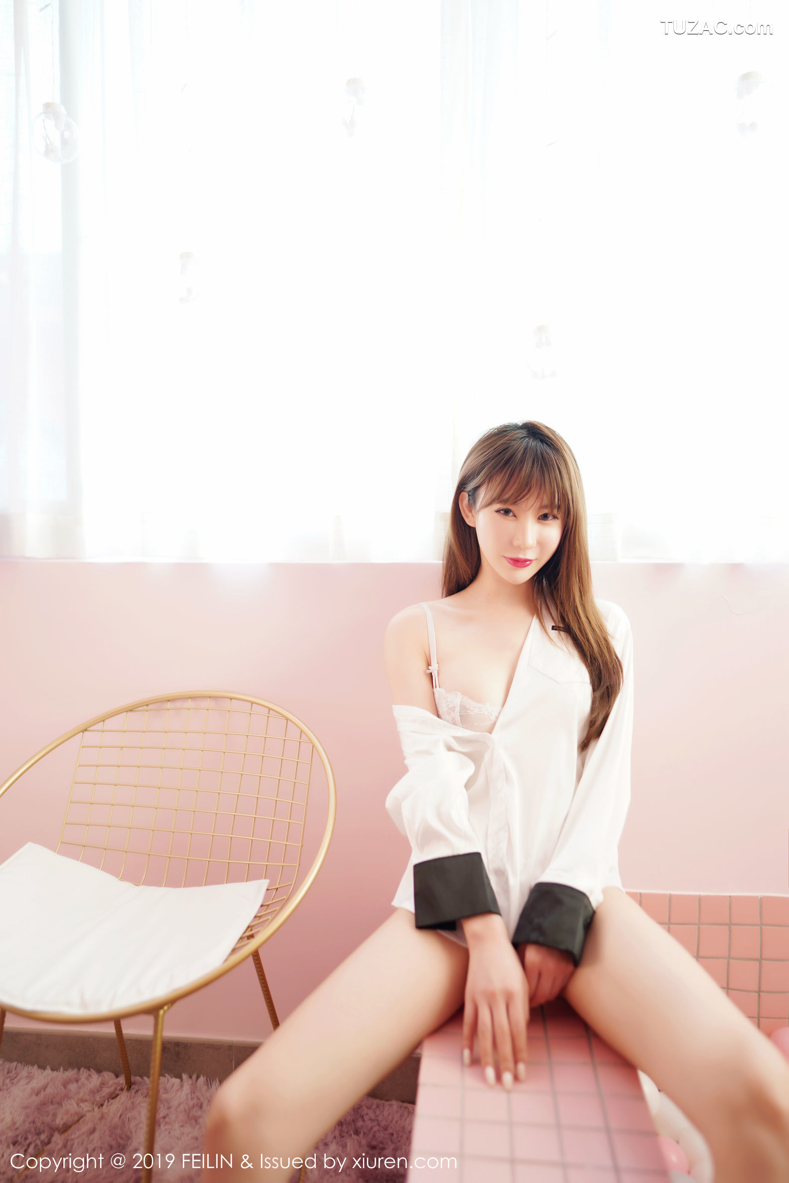 FeiLin嗲囡囡-214-程梓-《清甜靓丽-苗条有致的美女》-2019.11.11