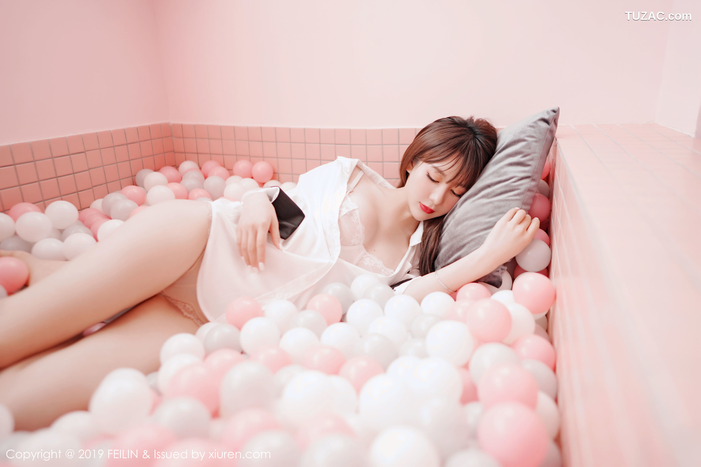 FeiLin嗲囡囡-214-程梓-《清甜靓丽-苗条有致的美女》-2019.11.11