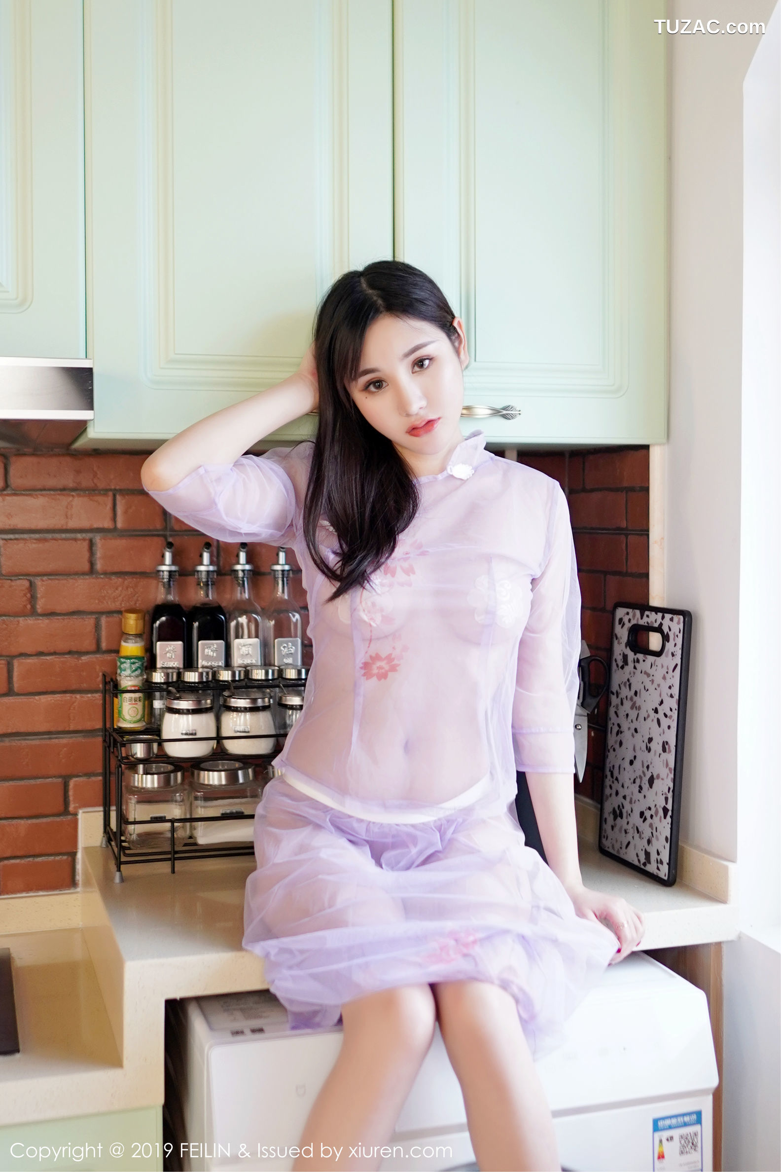 FeiLin嗲囡囡-216-Celina青妍-《性感比基尼与粉色透视薄纱内衣诱惑》-2019.11.21