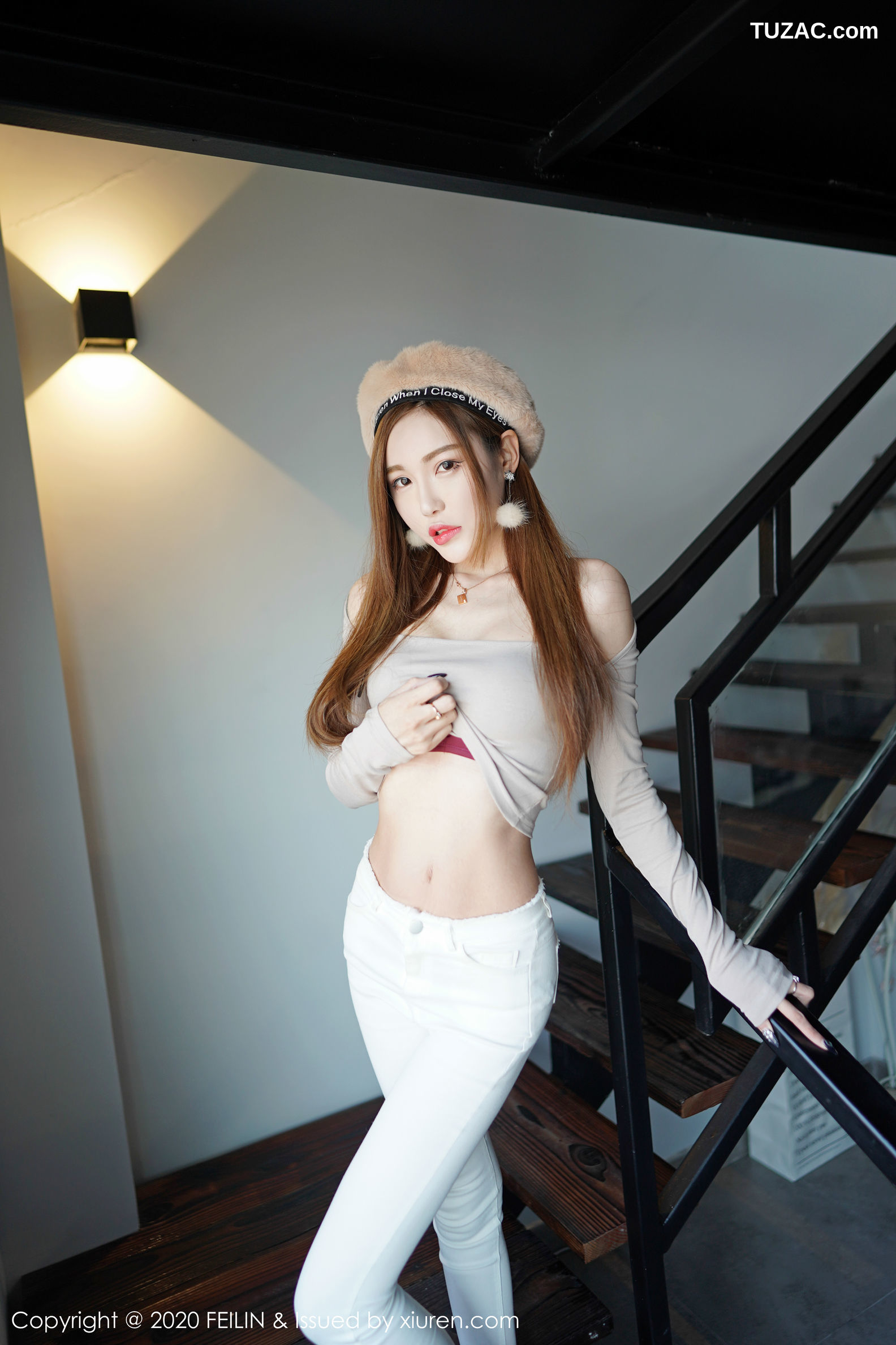 FeiLin嗲囡囡-223-梦小楠小夜猫-《性感蕾丝吊袜内衣诱惑》-2020.01.09