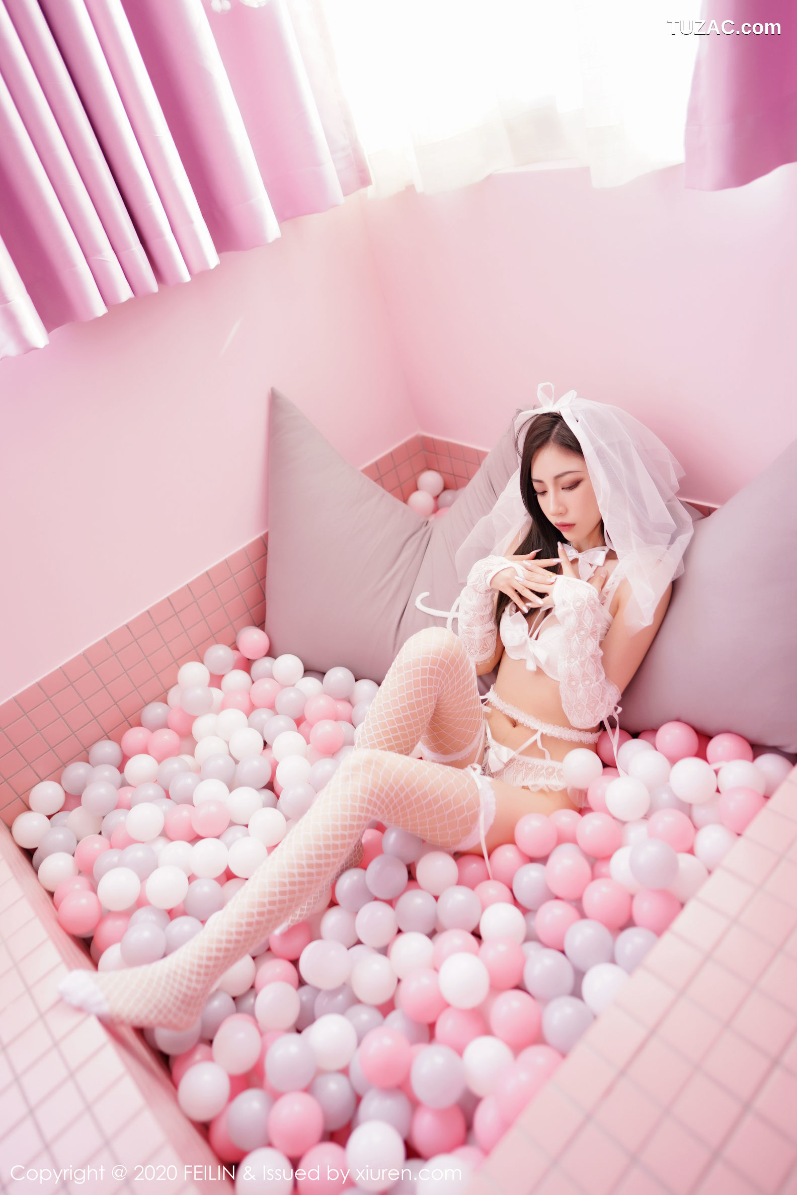 FeiLin嗲囡囡-231-贾诗晗-《性感婚纱-猫女》-2020.04.15