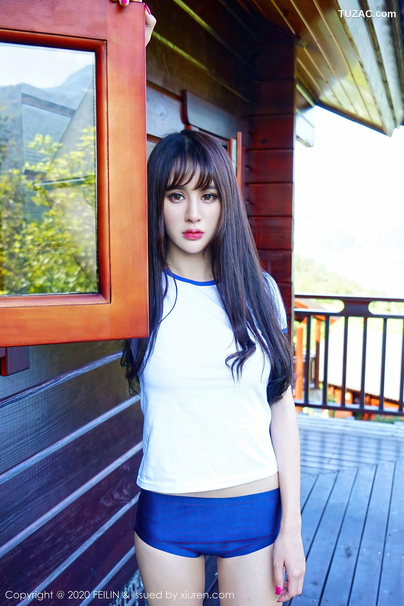 FeiLin嗲囡囡-233-青树-《室外泳池与私房黑丝主题系列》-2020.06.30