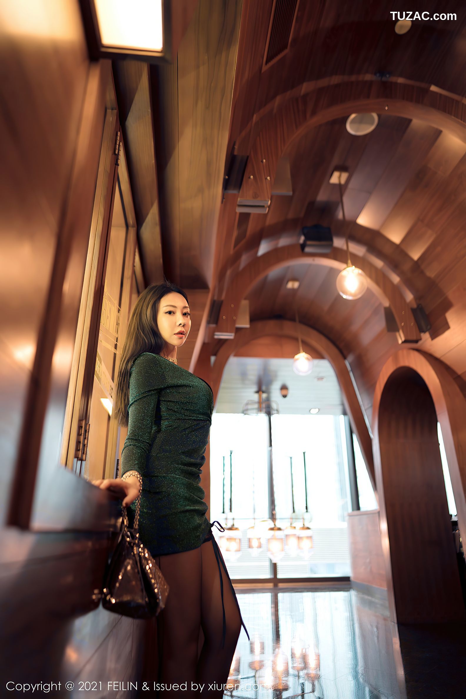 FeiLin嗲囡囡-416-果儿-波波池白色大床火辣身材诱惑-2021.10.08