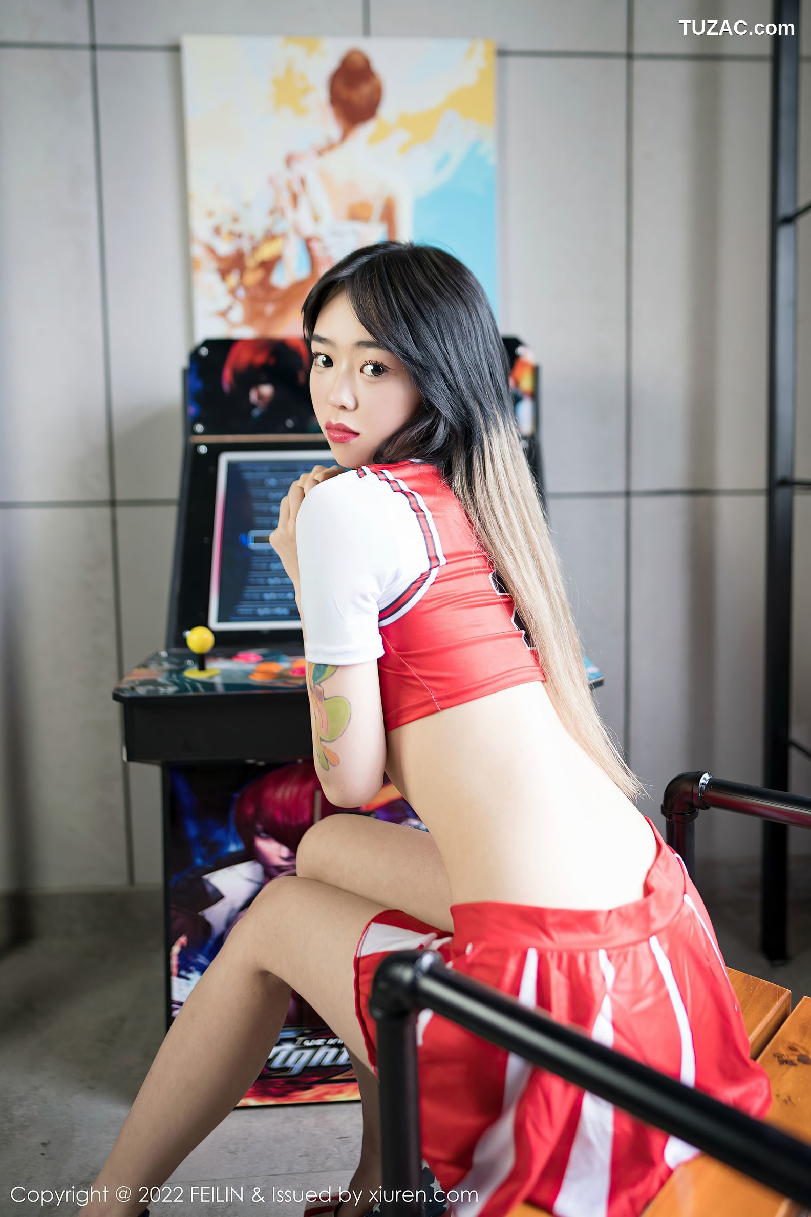 FeiLin嗲囡囡-443-奶瓶-红白色运动服白色内衣-2022.05.10
