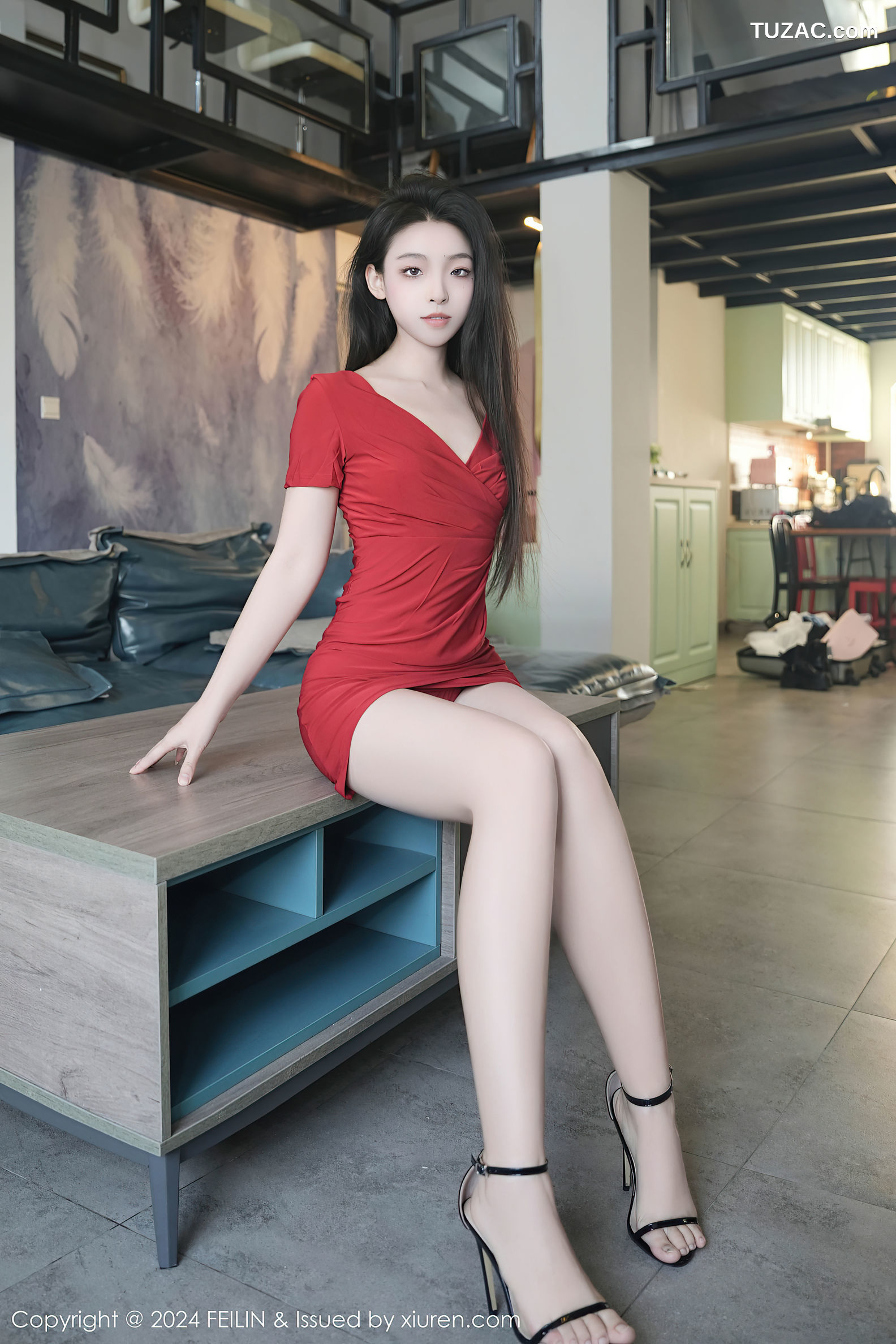 FeiLin嗲囡囡-496-芝樱-厂房场景红色连衣短裙爆乳-2024.12.30