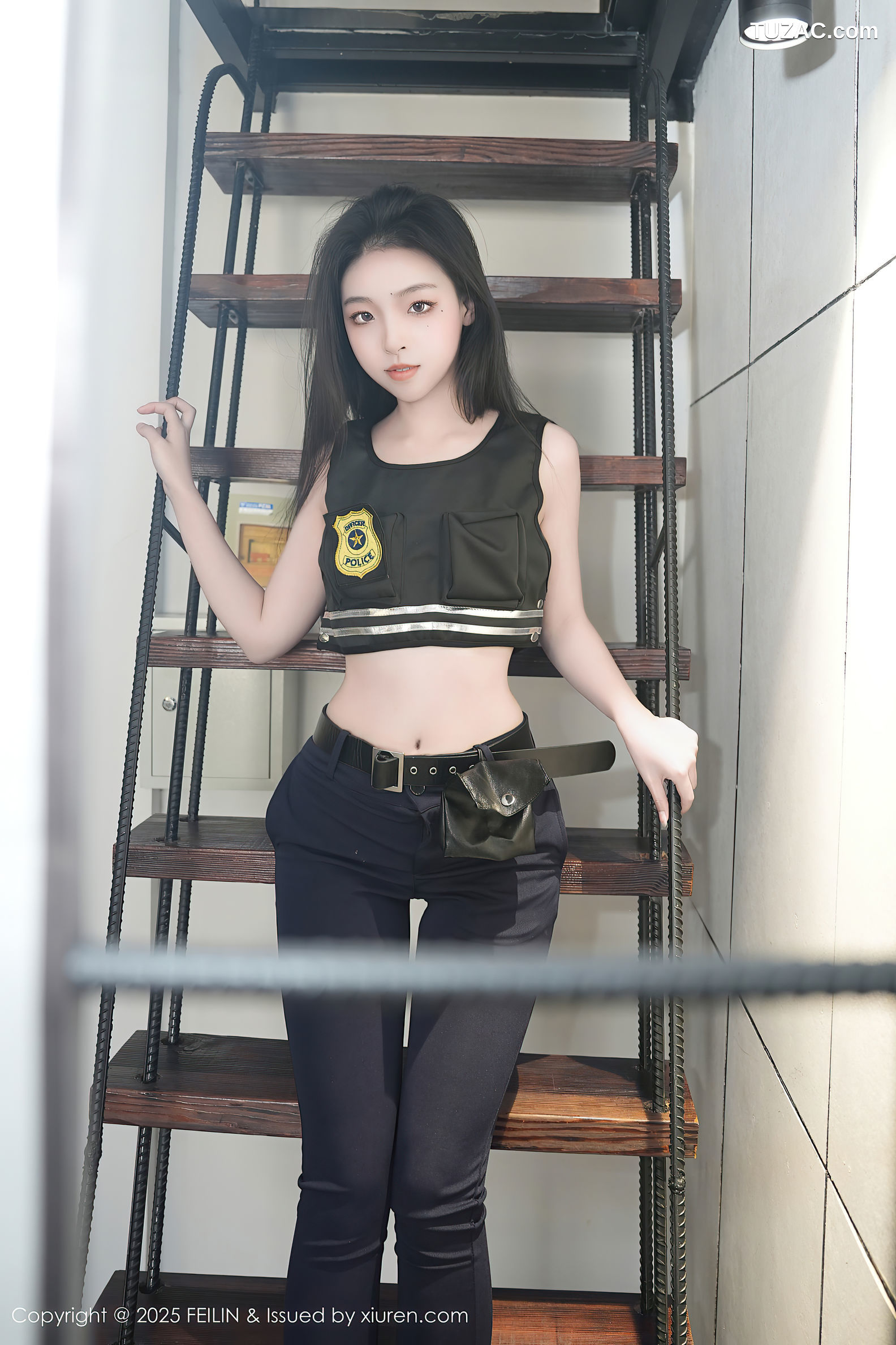 FeiLin嗲囡囡-497-芝樱-兔女郎警官-2025.01.02