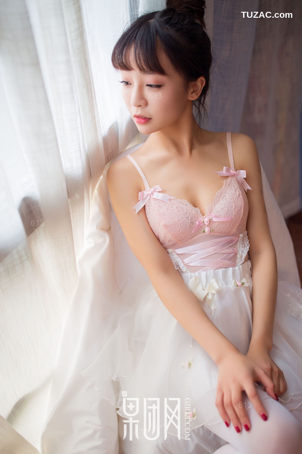 GIRLT果团网-044-萌萌女-掌上芭蕾粉色糖果