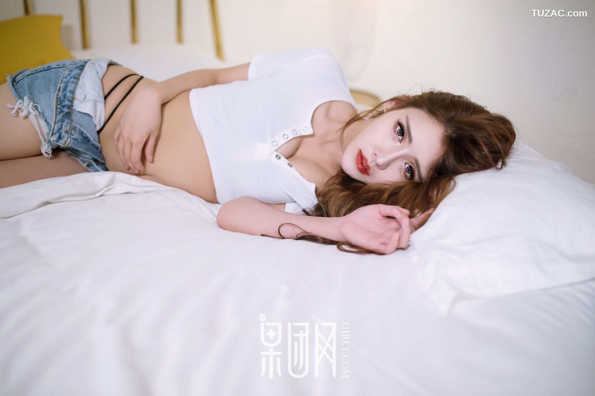 GIRLT果团网-055-Lunana_Lee-乳神娜娜-大秀34D酥胸