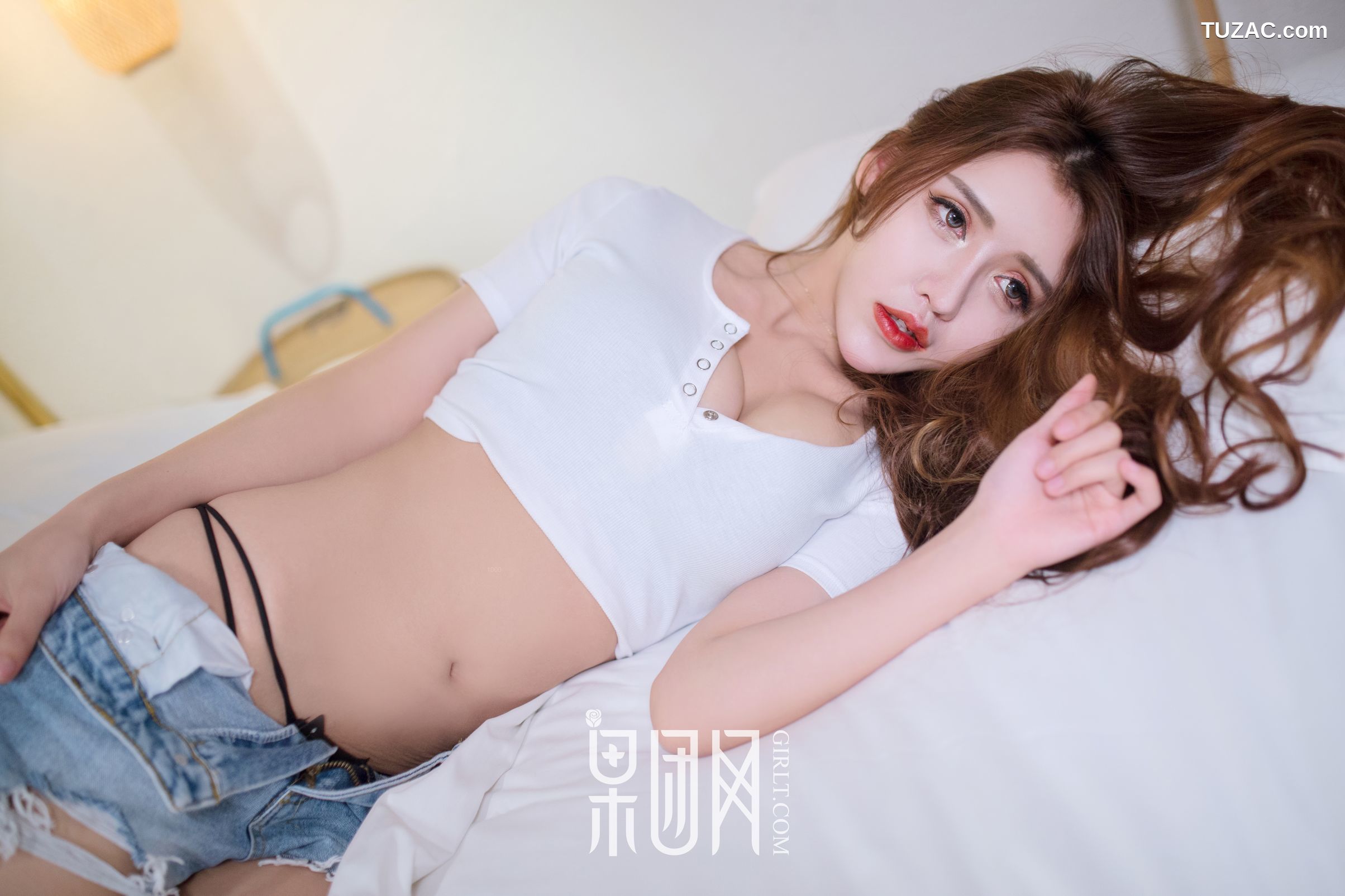GIRLT果团网-055-Lunana_Lee-乳神娜娜-大秀34D酥胸