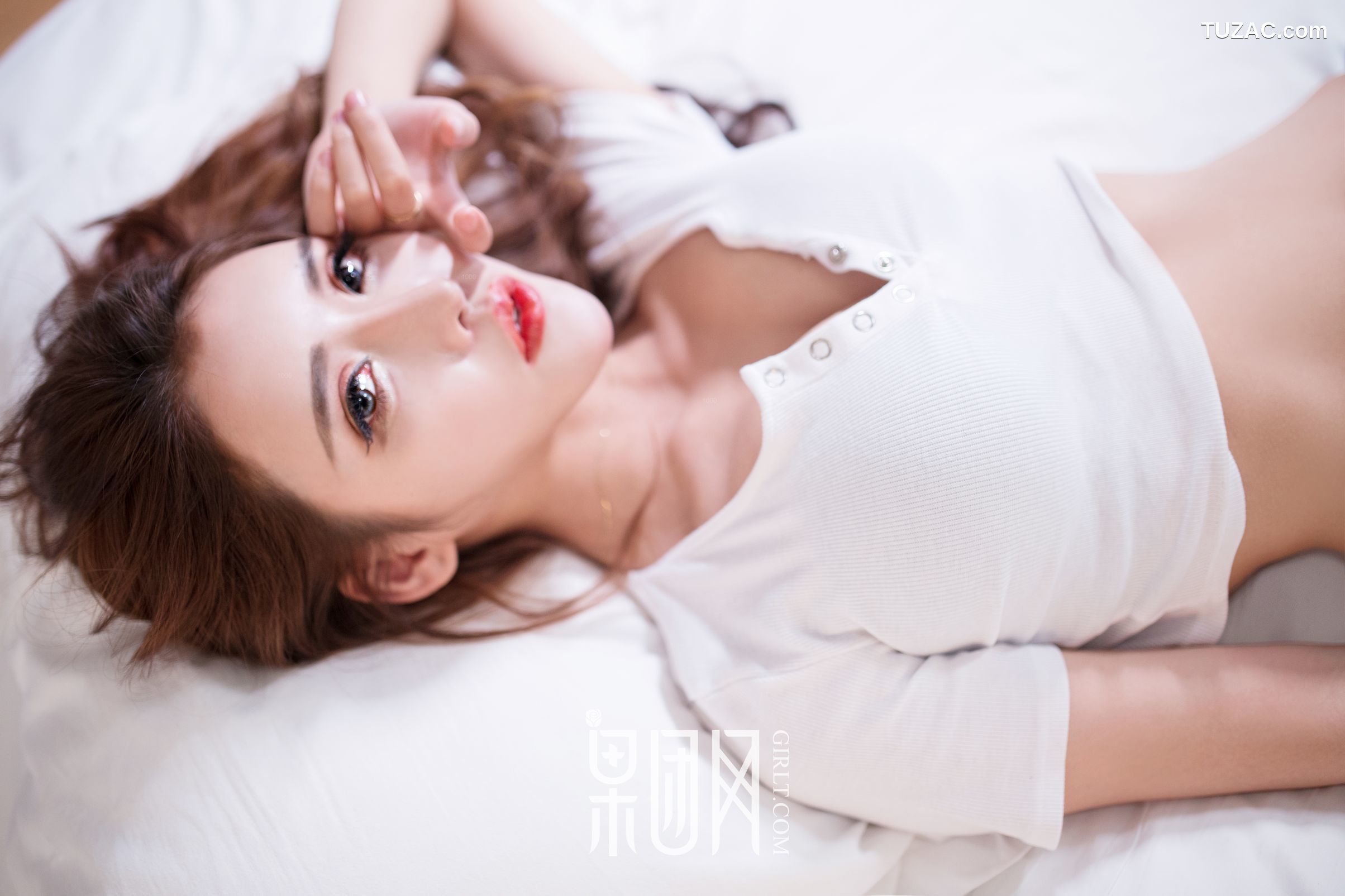 GIRLT果团网-055-Lunana_Lee-乳神娜娜-大秀34D酥胸