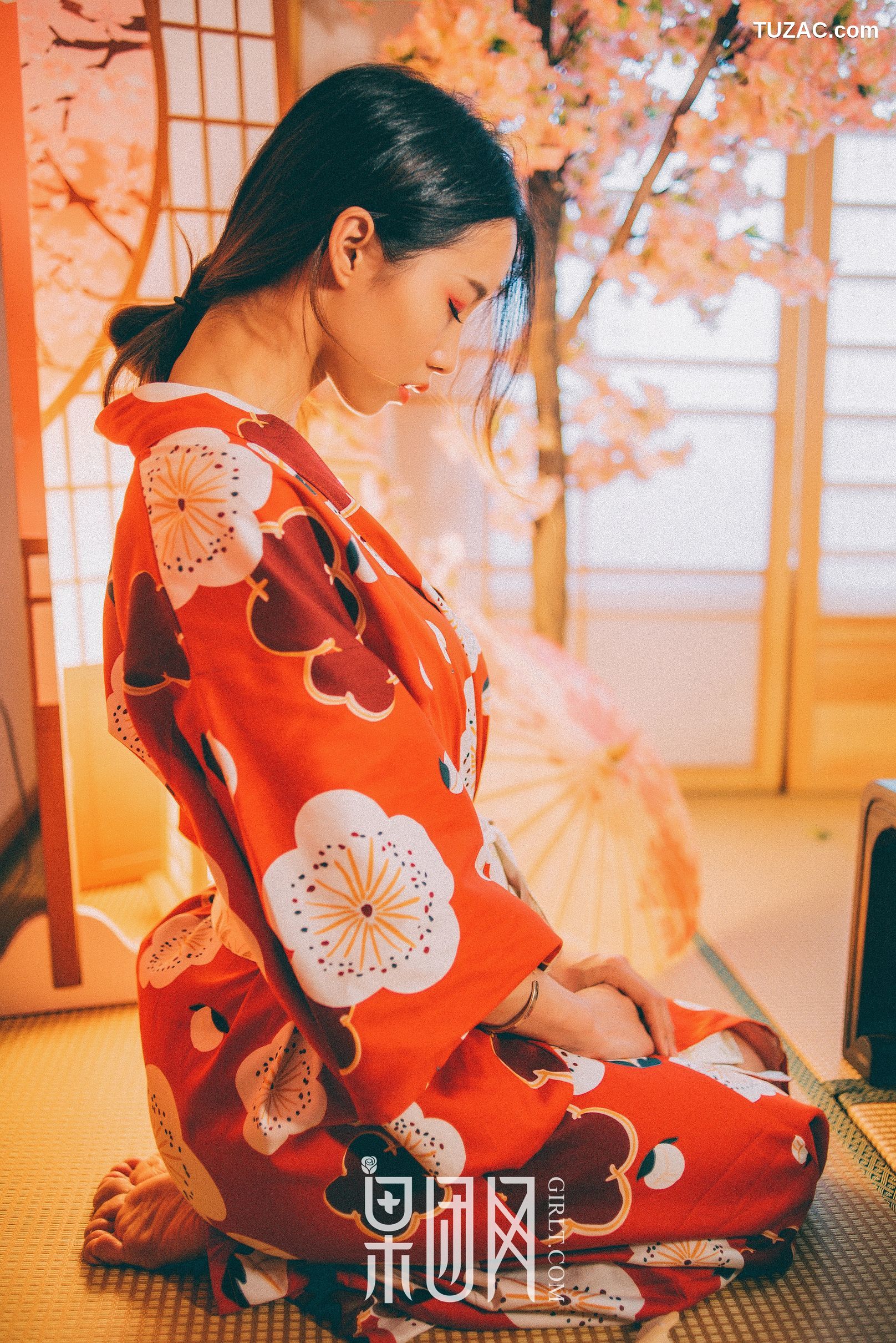 GIRLT果团网-065-霓虹深处歌舞妓媚眼如丝