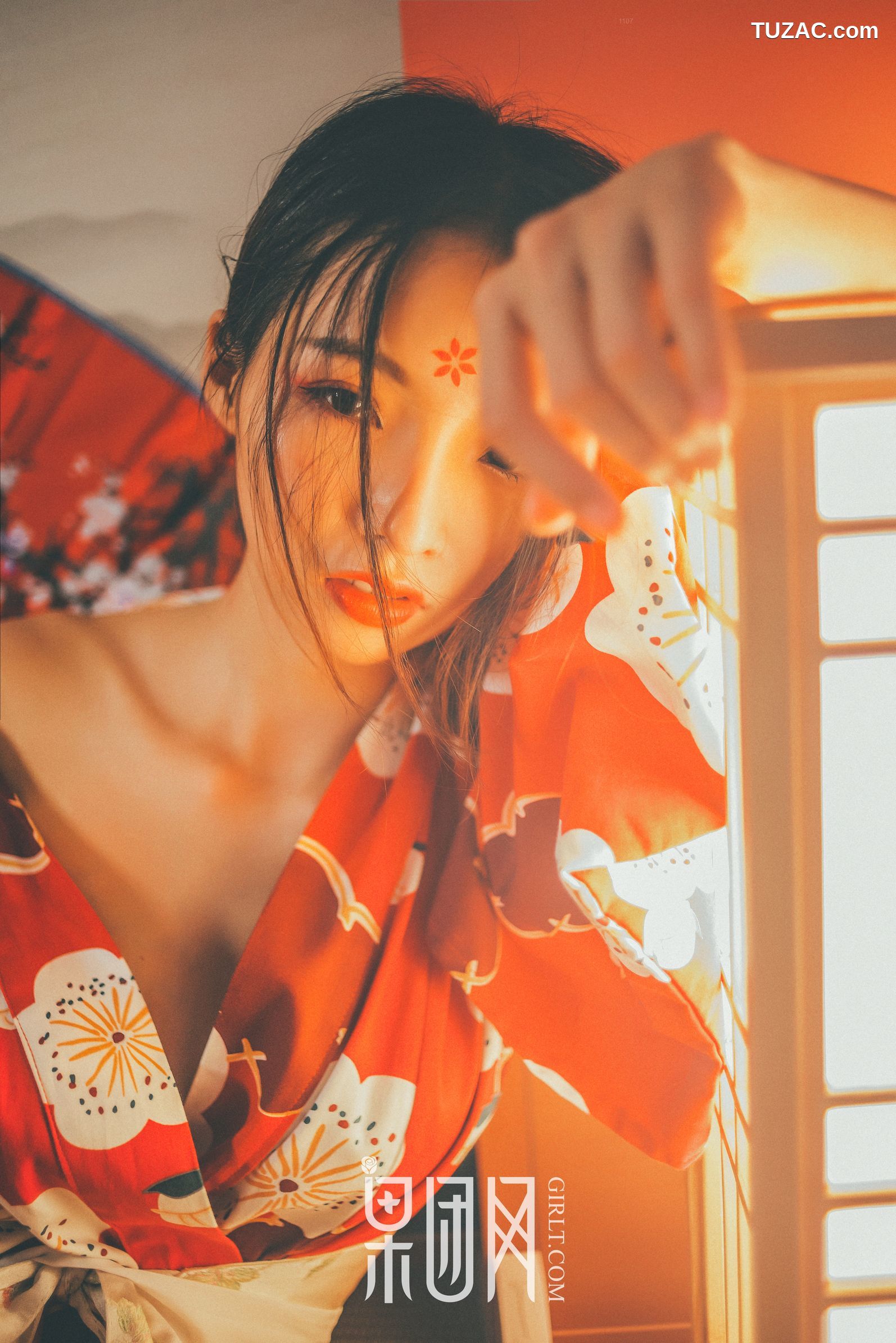 GIRLT果团网-065-霓虹深处歌舞妓媚眼如丝