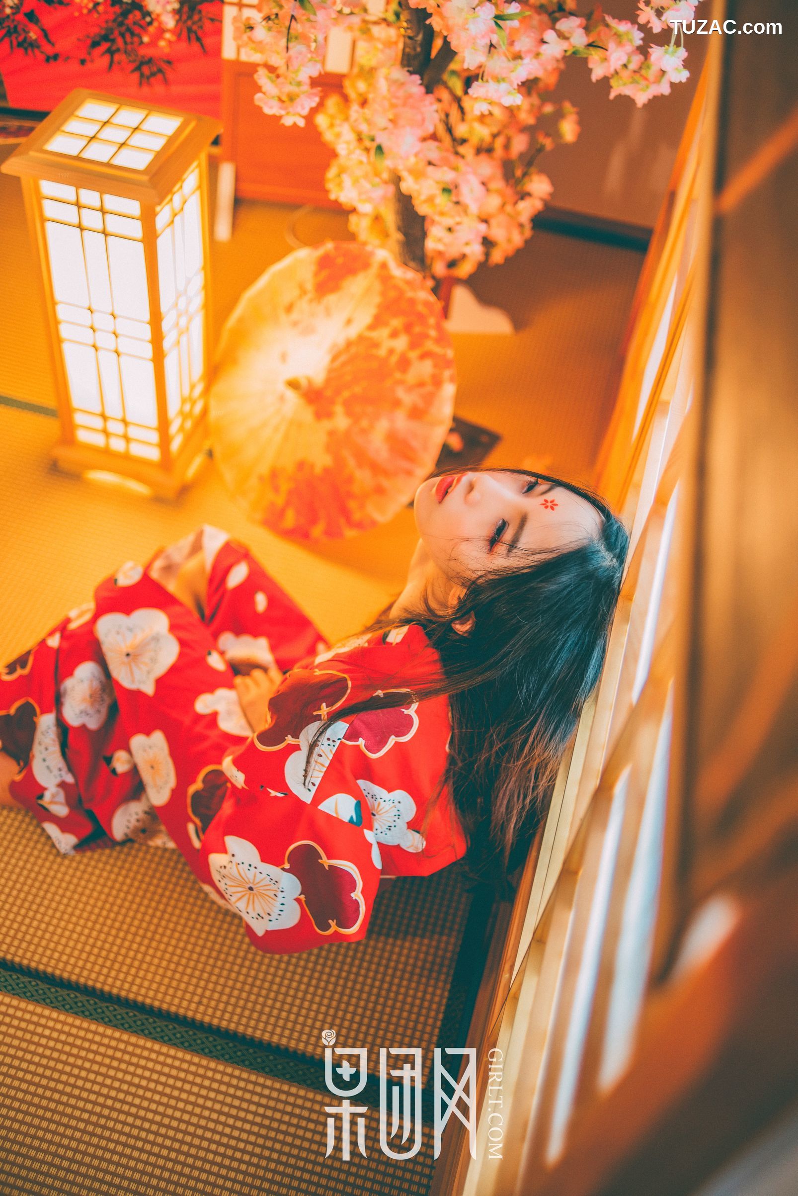 GIRLT果团网-065-霓虹深处歌舞妓媚眼如丝