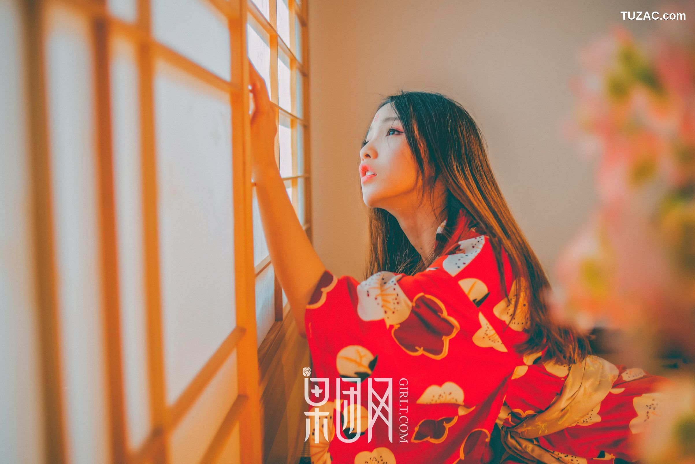 GIRLT果团网-065-霓虹深处歌舞妓媚眼如丝