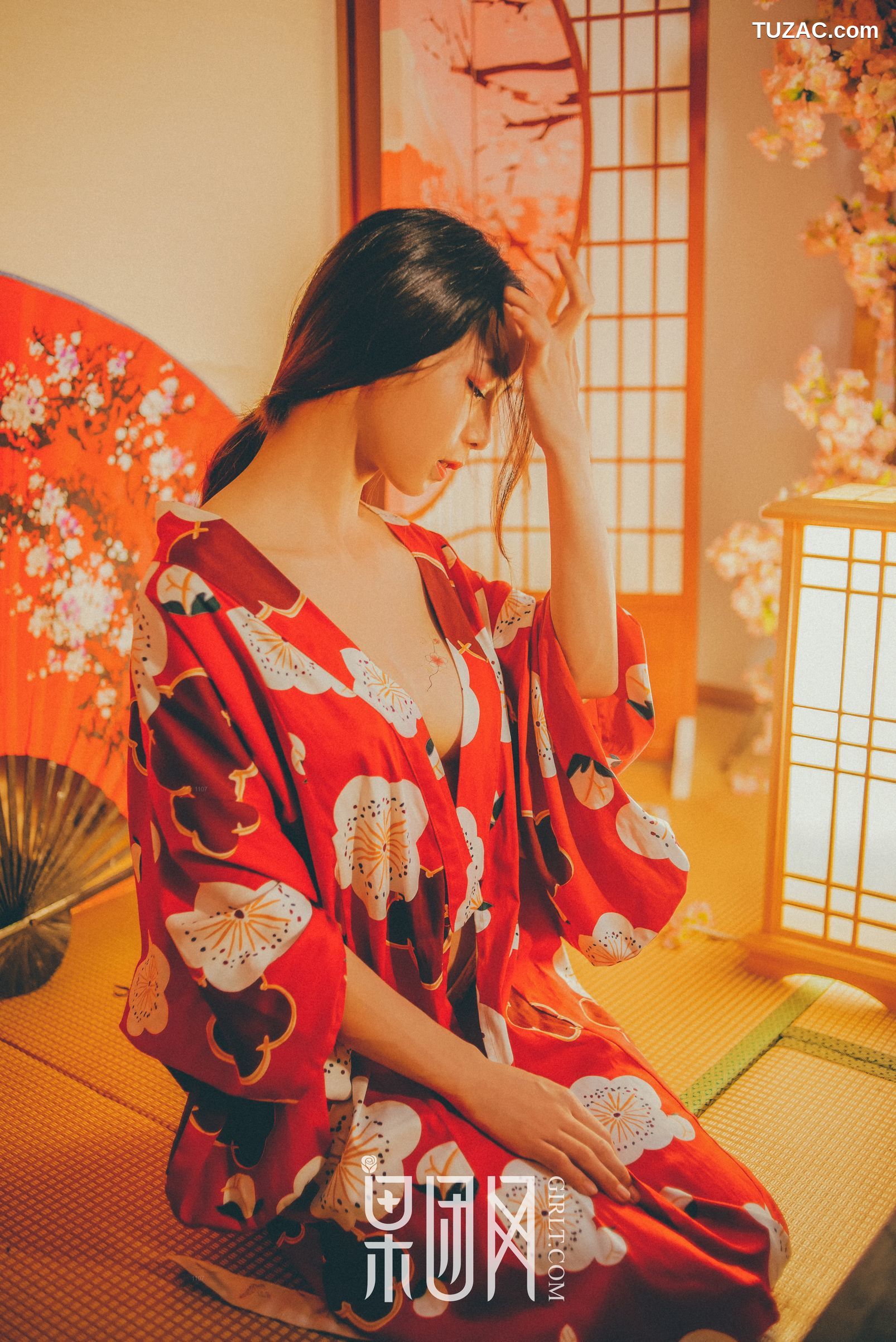 GIRLT果团网-065-霓虹深处歌舞妓媚眼如丝