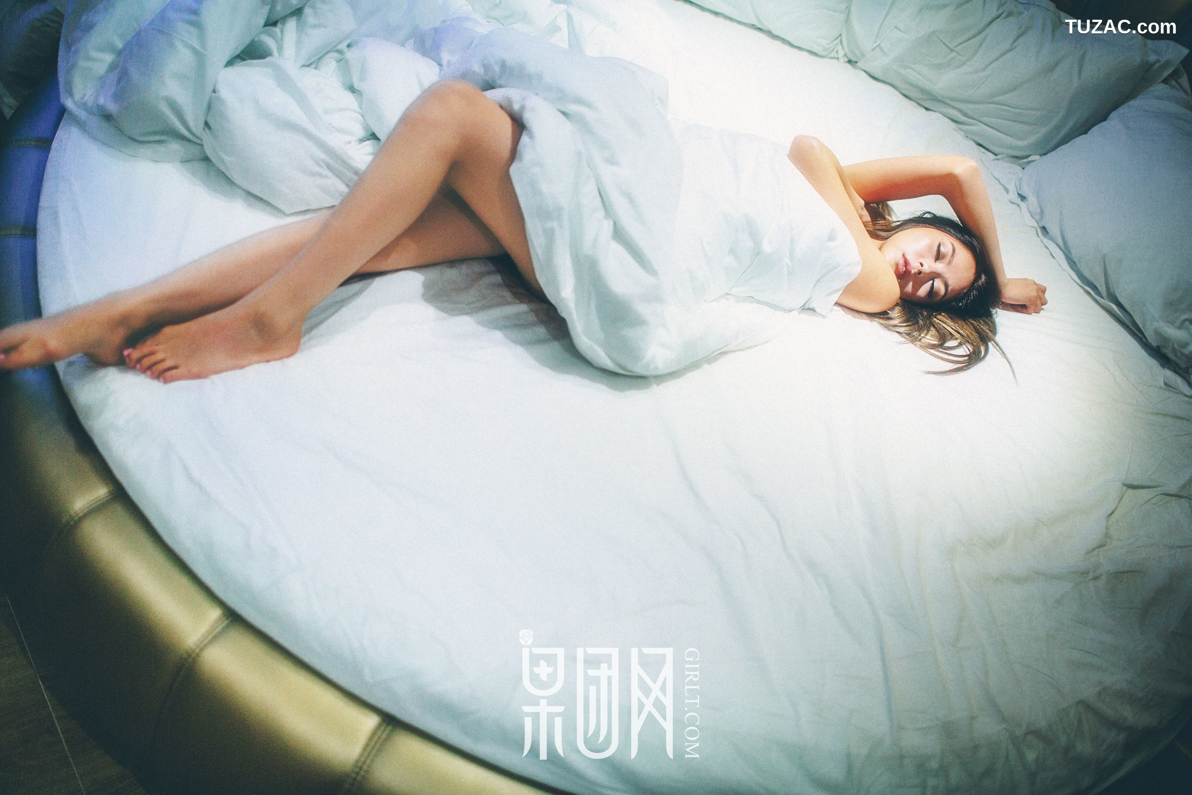 GIRLT果团网-069-Anne-居室少女寂寞等候