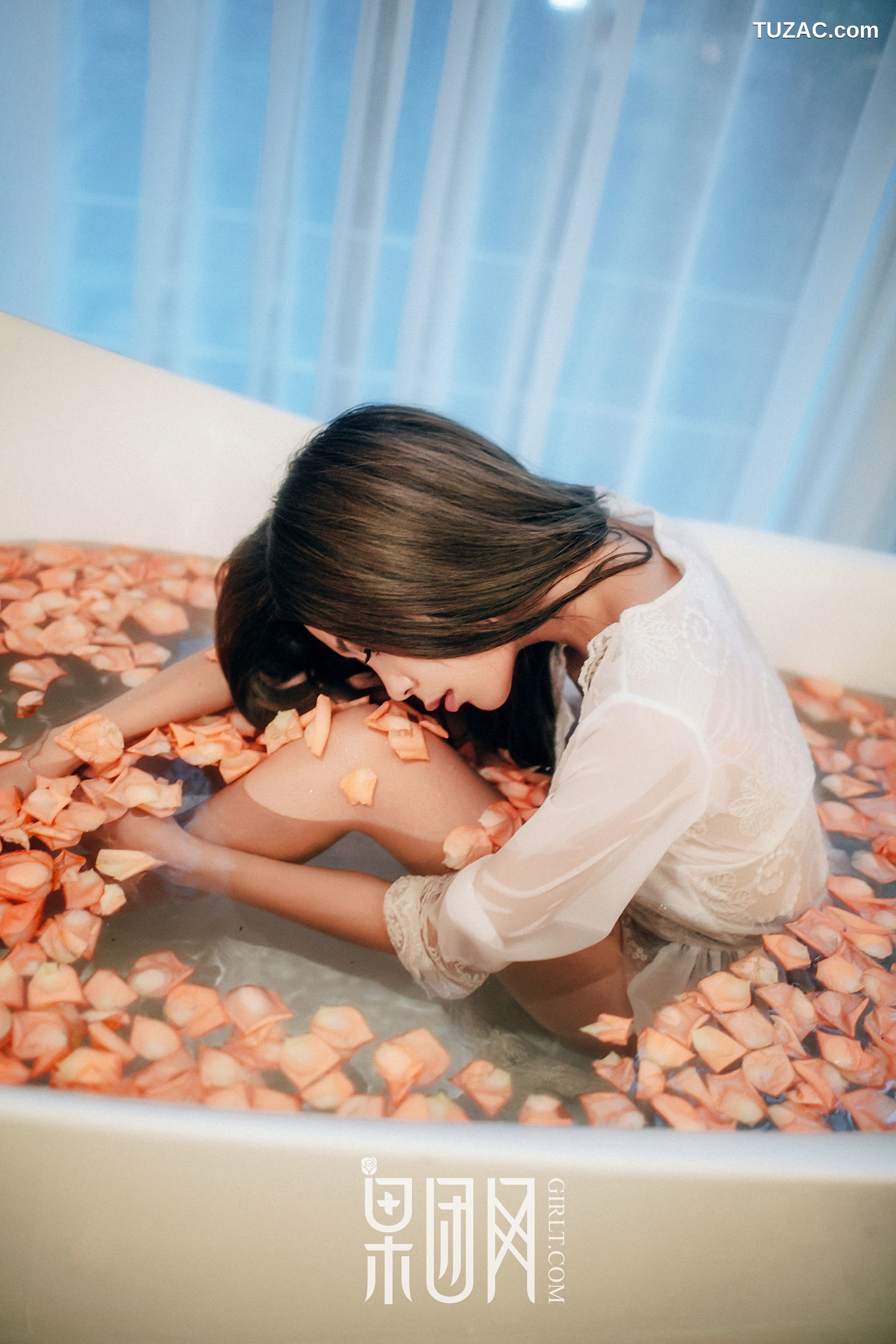 GIRLT果团网-069-Anne-居室少女寂寞等候