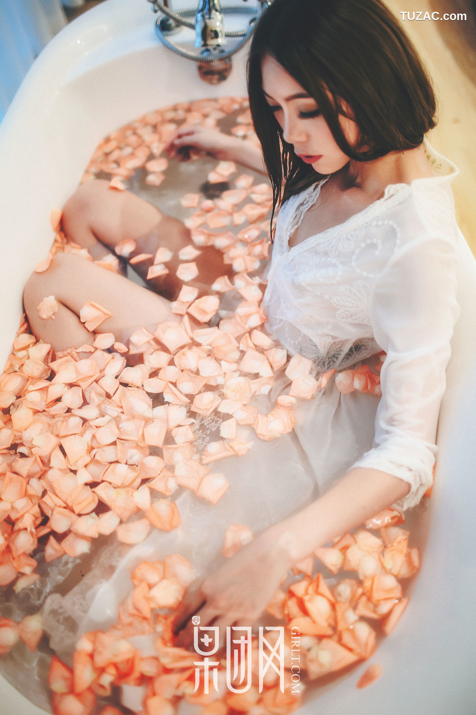 GIRLT果团网-069-Anne-居室少女寂寞等候