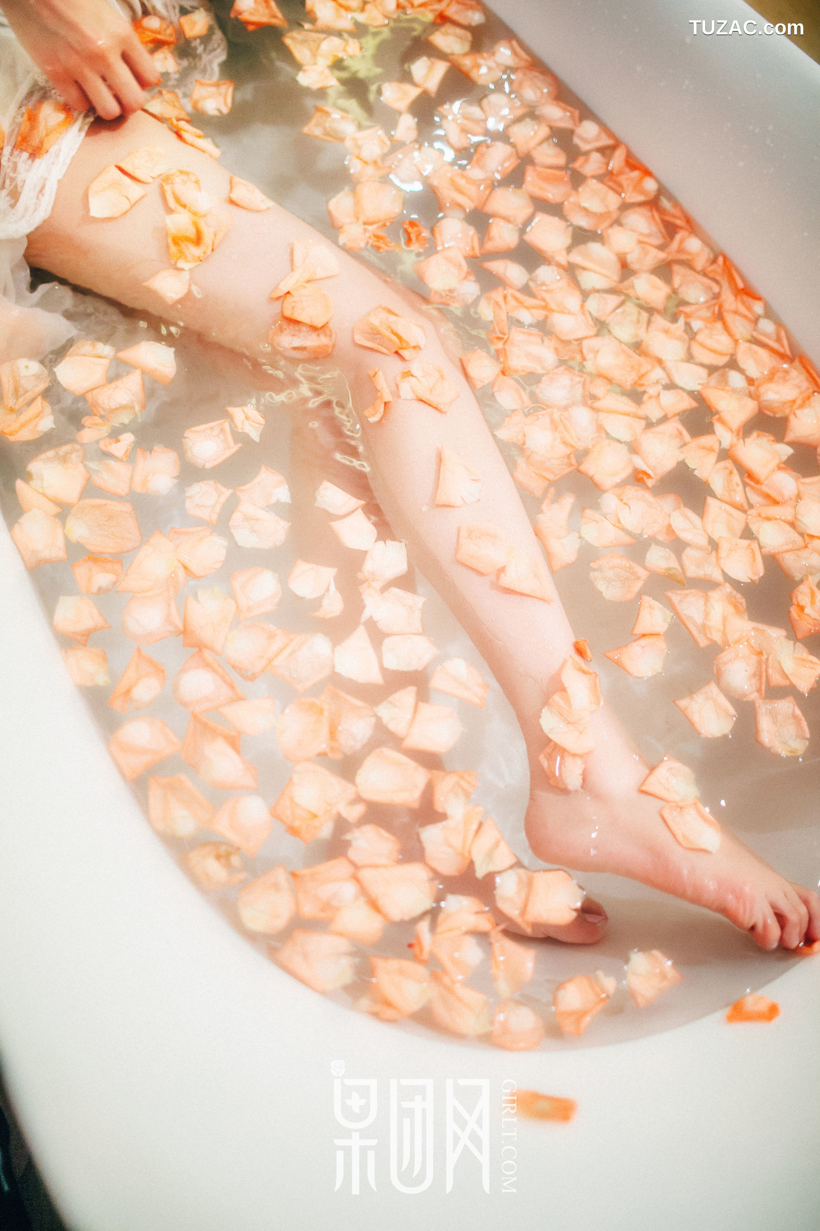 GIRLT果团网-069-Anne-居室少女寂寞等候