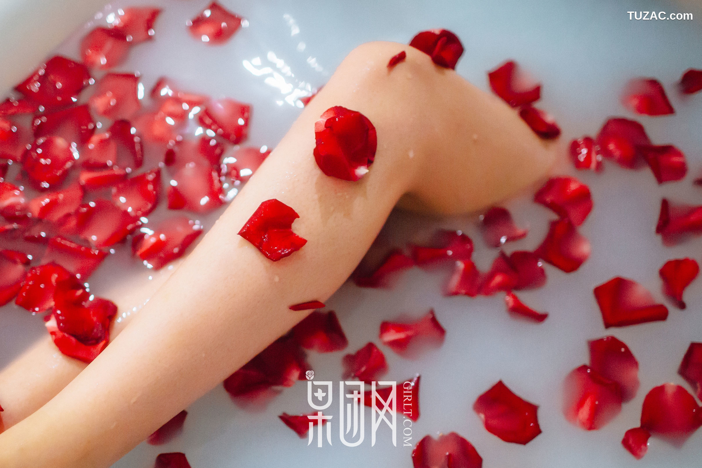 GIRLT果团网-069-Anne-居室少女寂寞等候