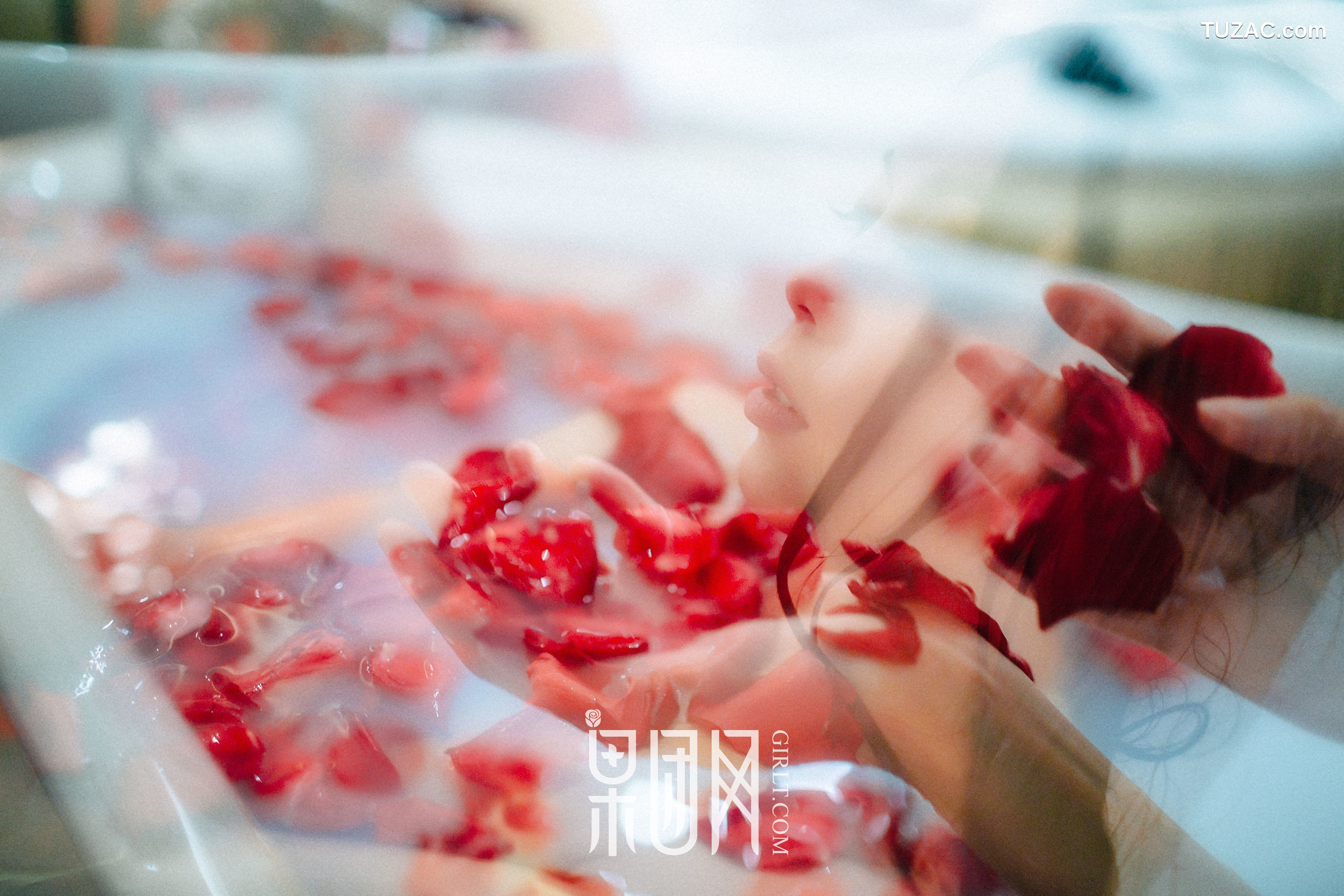 GIRLT果团网-069-Anne-居室少女寂寞等候