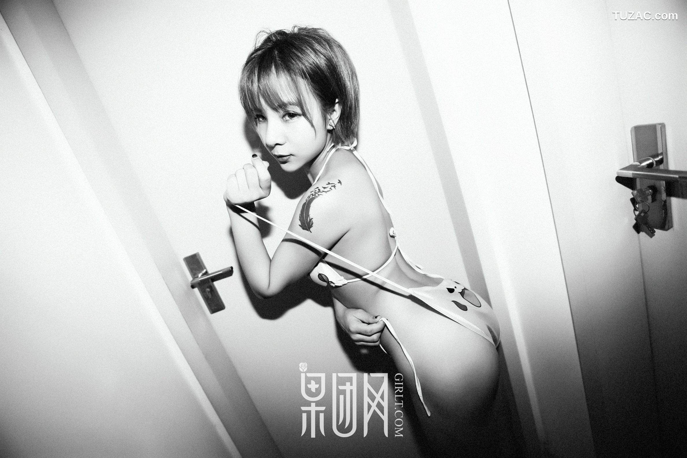 GIRLT果团网-073-木子夕夕夕-牛仔的帅气-蕾丝的诱惑