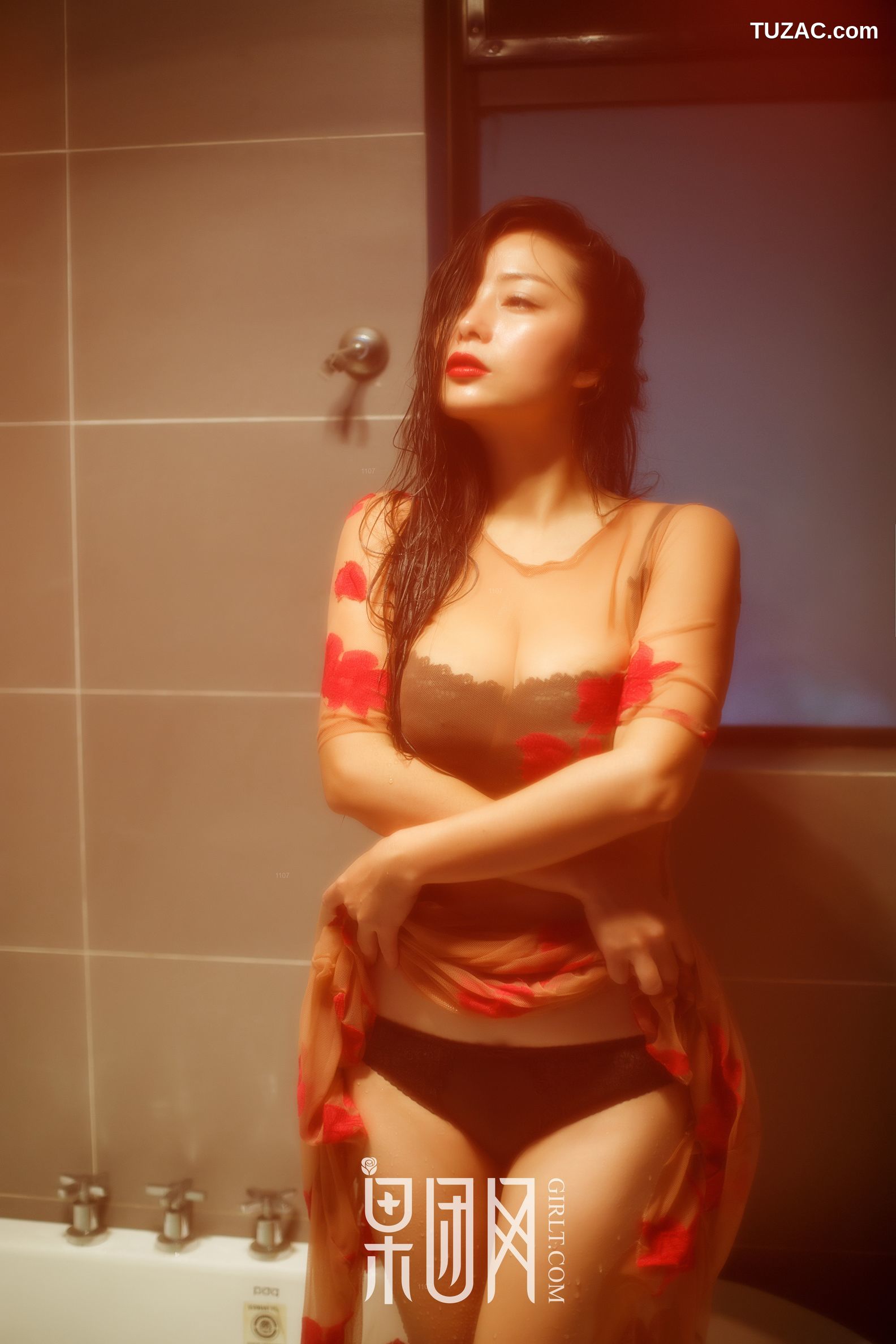 GIRLT果团网-074-凤萧兮红霓裳-拥雪成峰兮玉无瑕