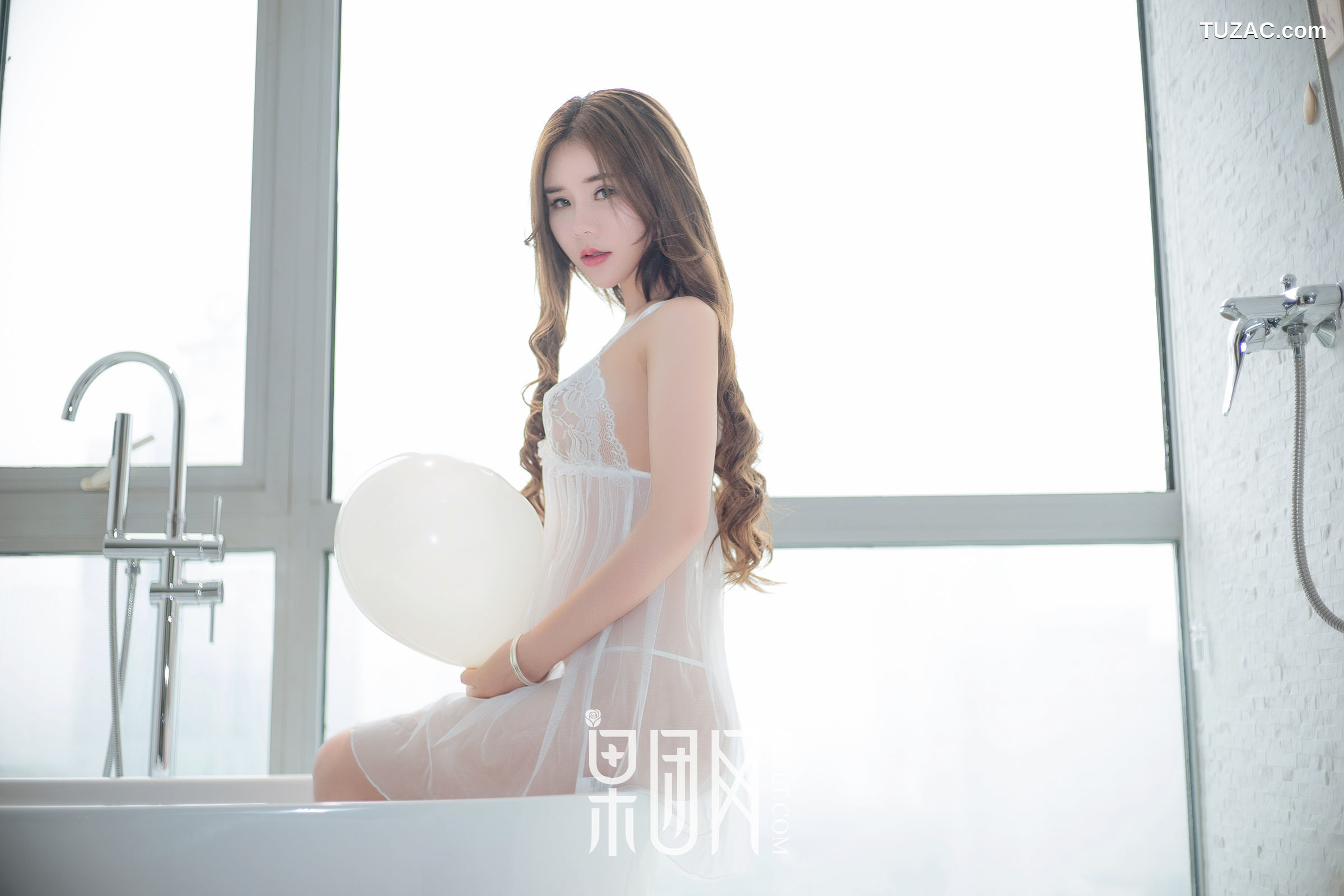 GIRLT果团网-080-爱丽莎-浴室完美身材