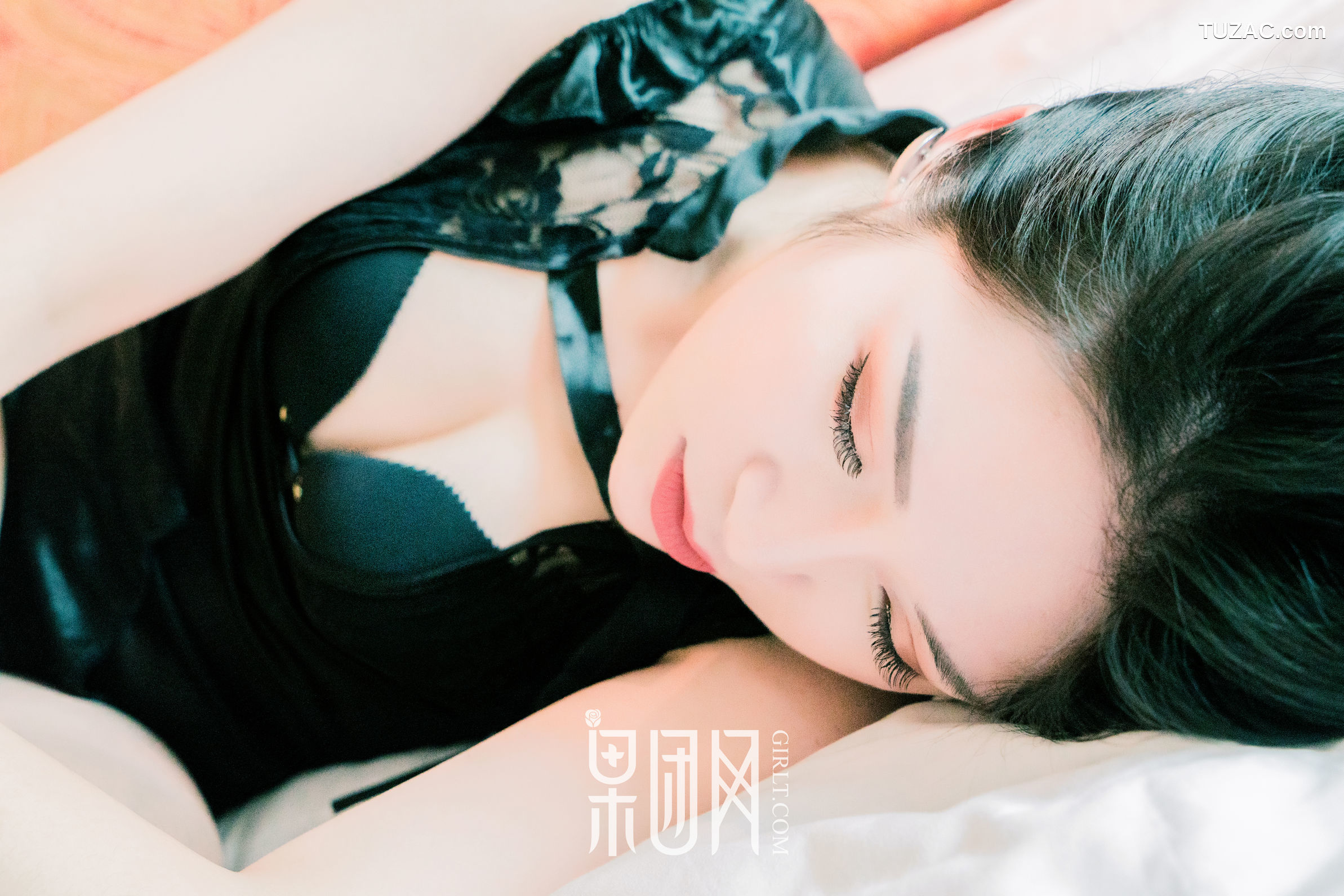 GIRLT果团网-087-萌眼女神Panda果团首秀
