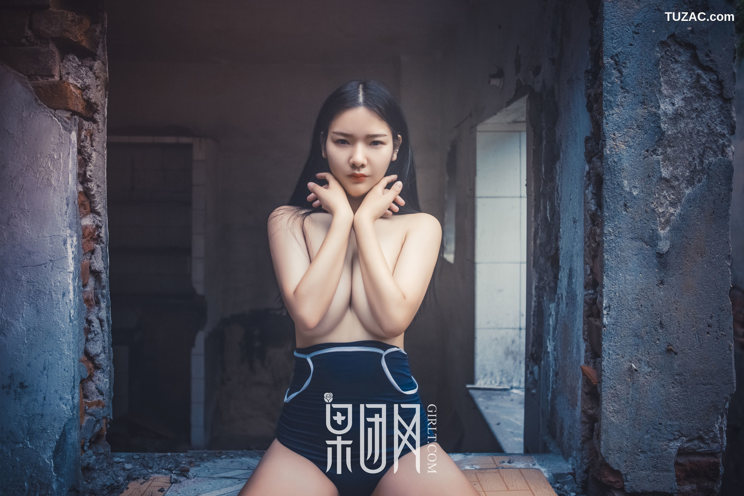 GIRLT果团网-089-寂静破败的老房子里-正在上演一场香艳大戏