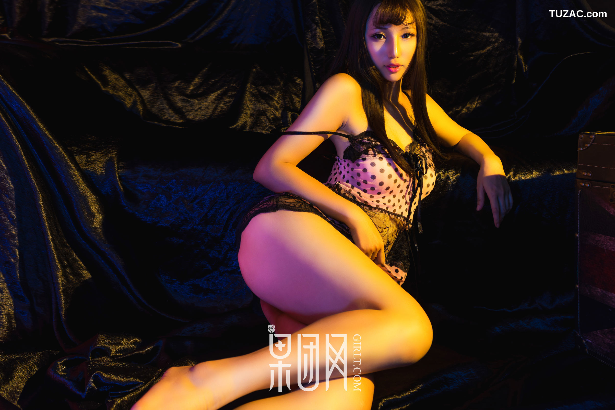 GIRLT果团网-095-宓兔兔er-抚慰单身汪的心灵
