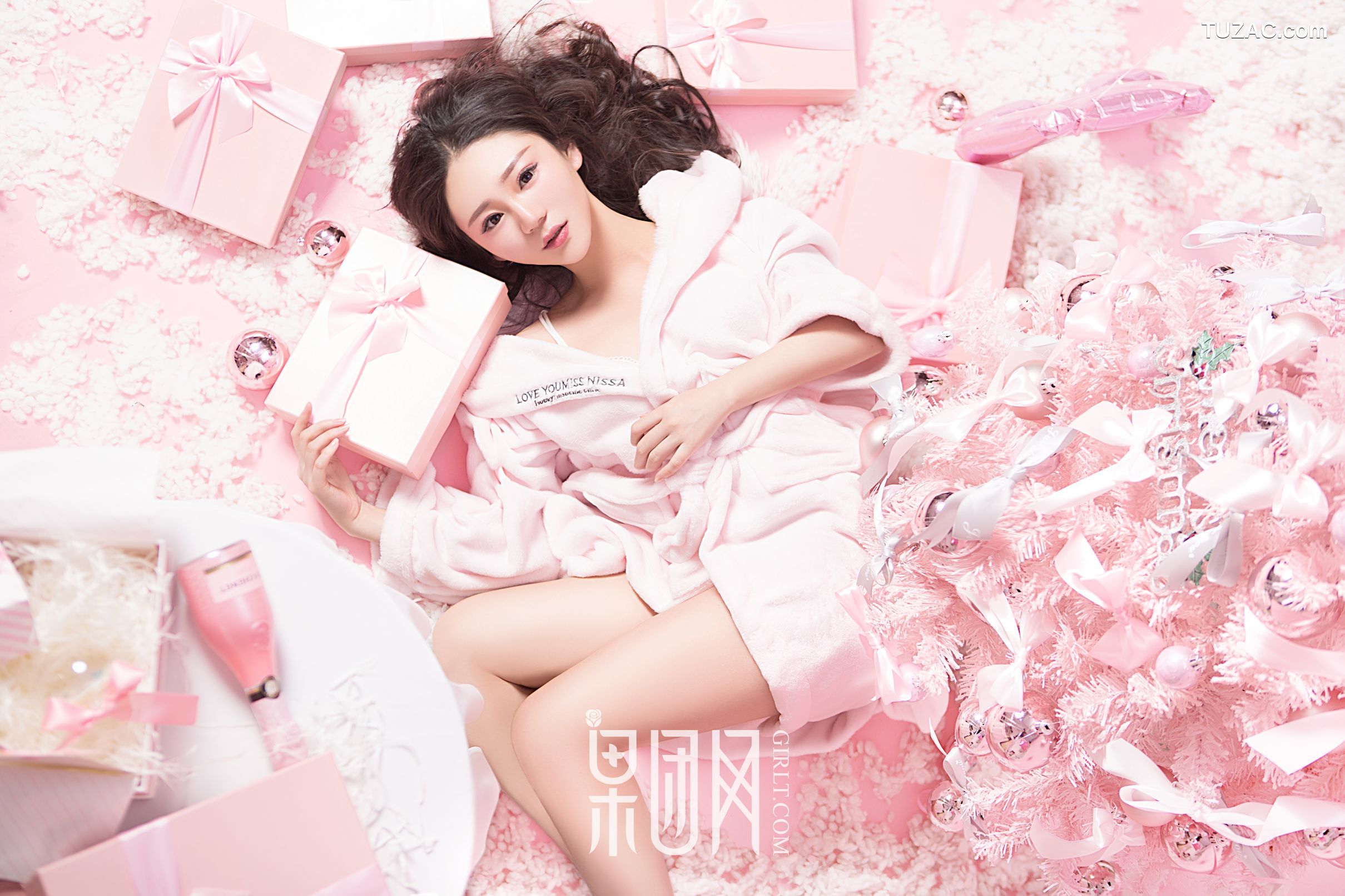 GIRLT果团网-111-莫雅淇-圣诞节惊喜