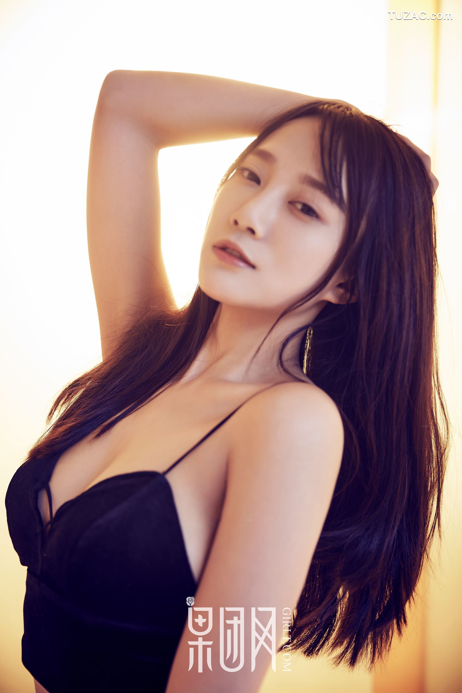 GIRLT果团网-126-何嘉颖-36d大胸内衣-比基尼模特