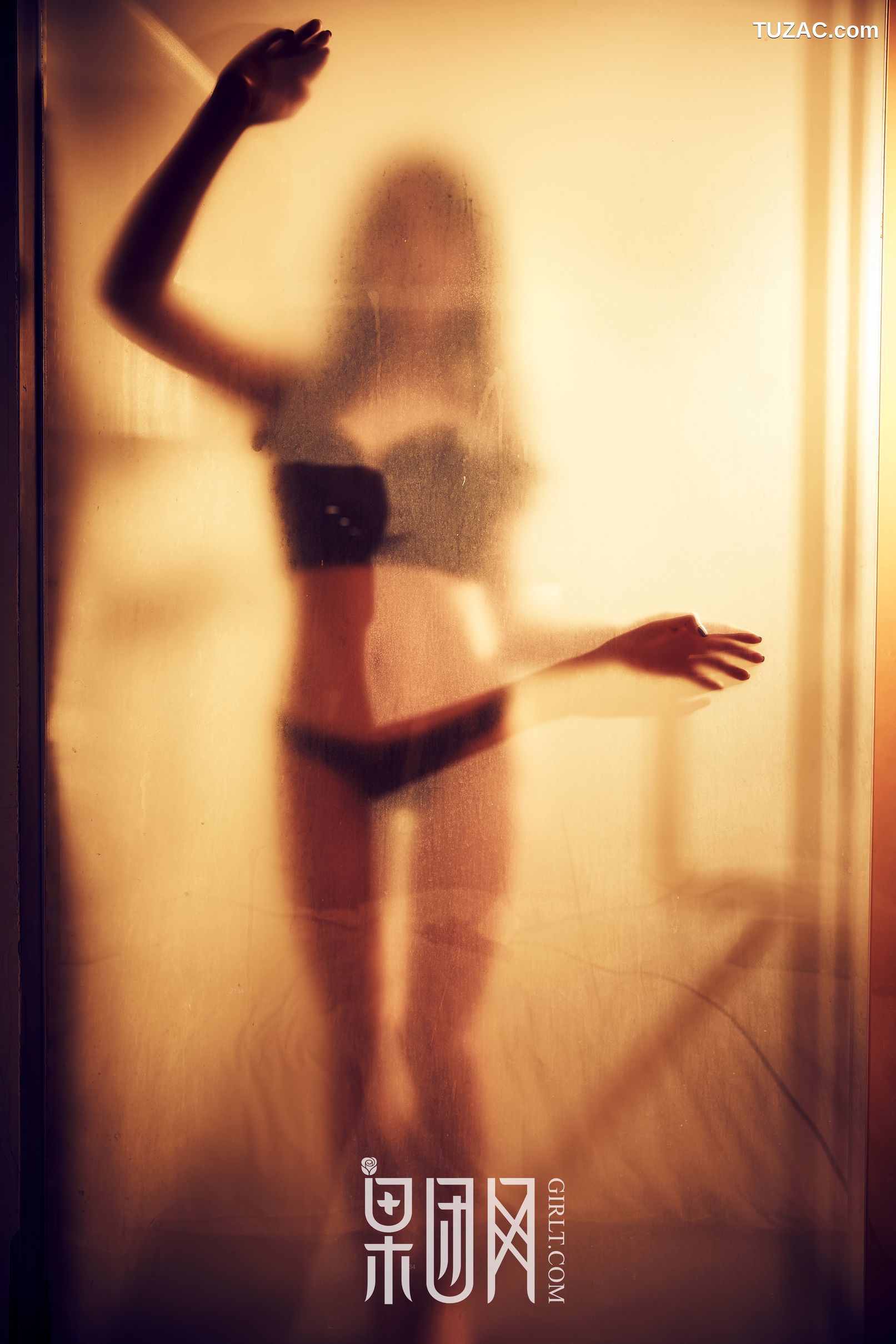 GIRLT果团网-126-何嘉颖-36d大胸内衣-比基尼模特