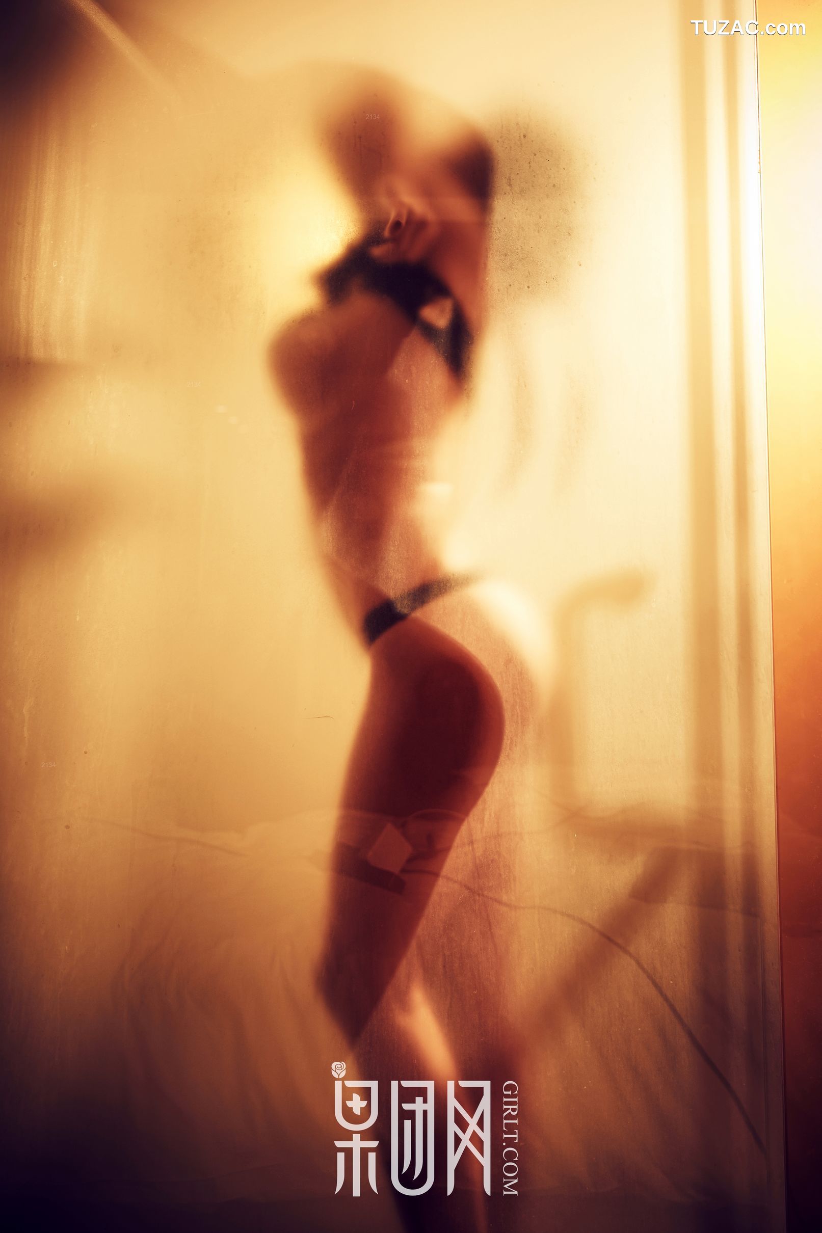 GIRLT果团网-126-何嘉颖-36d大胸内衣-比基尼模特