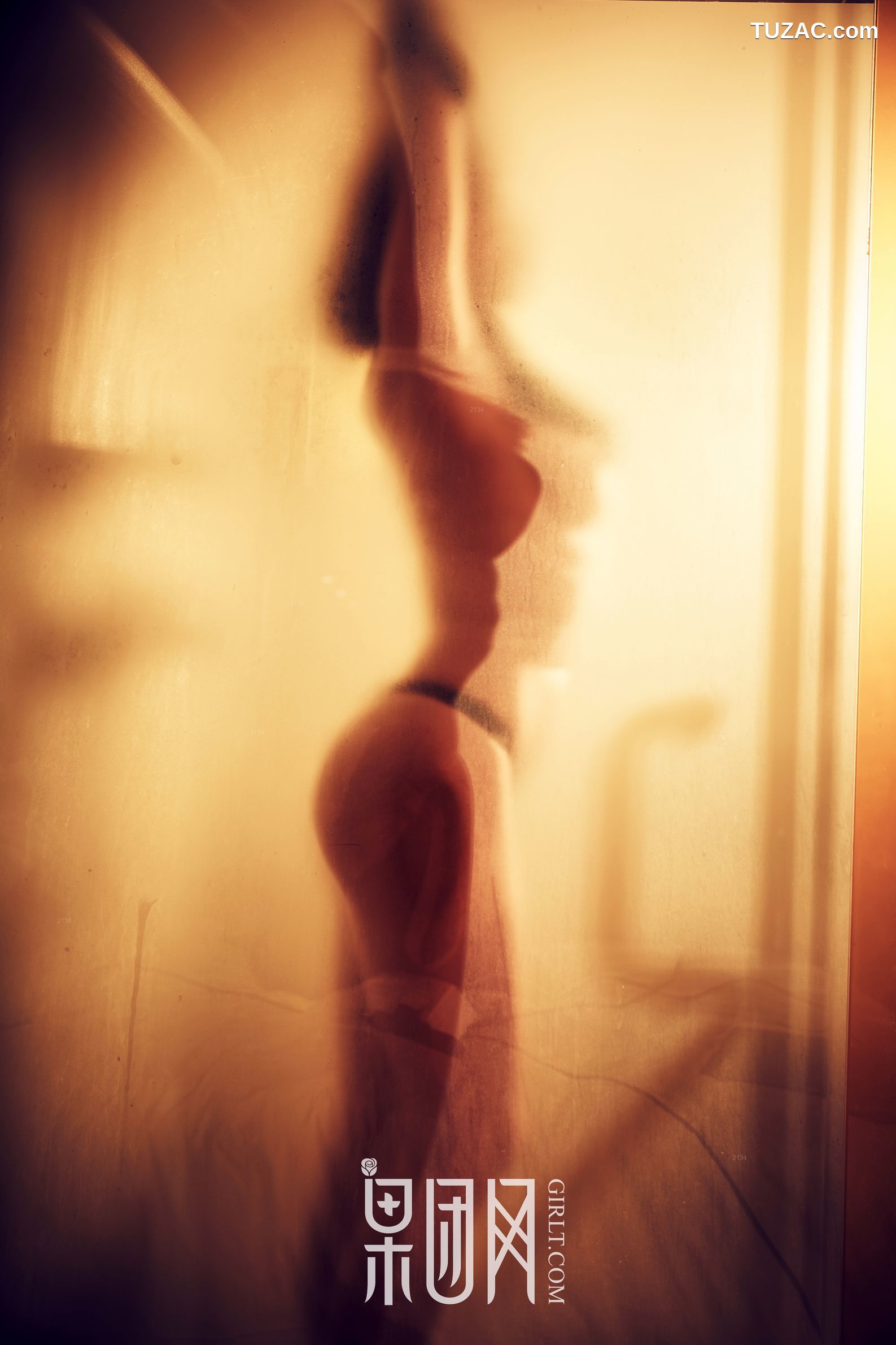 GIRLT果团网-126-何嘉颖-36d大胸内衣-比基尼模特