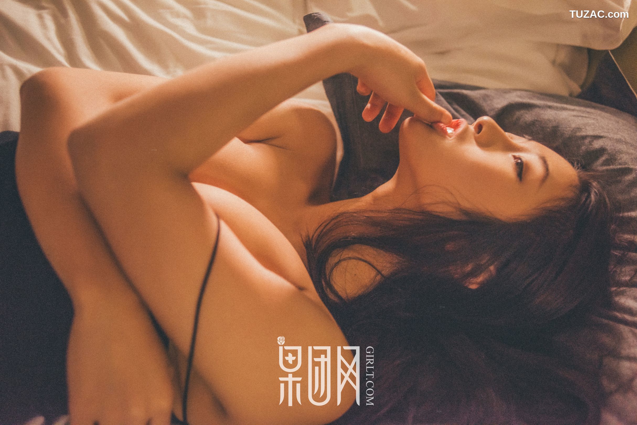 GIRLT果团网-128-肉肉-刘一晃儿-性感撩人主播