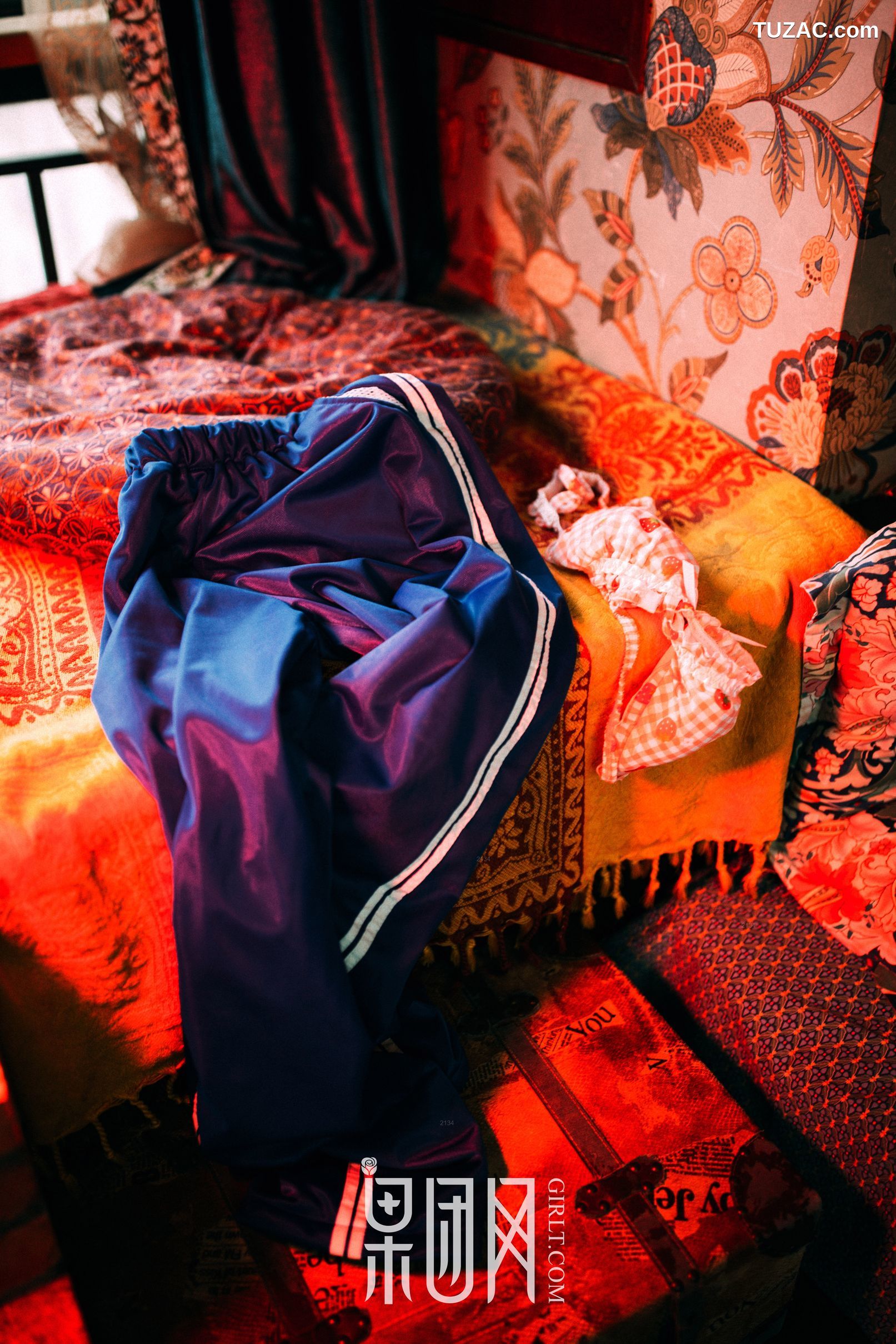 GIRLT果团网-熊川纪信-015-学生妹妹的校服风情