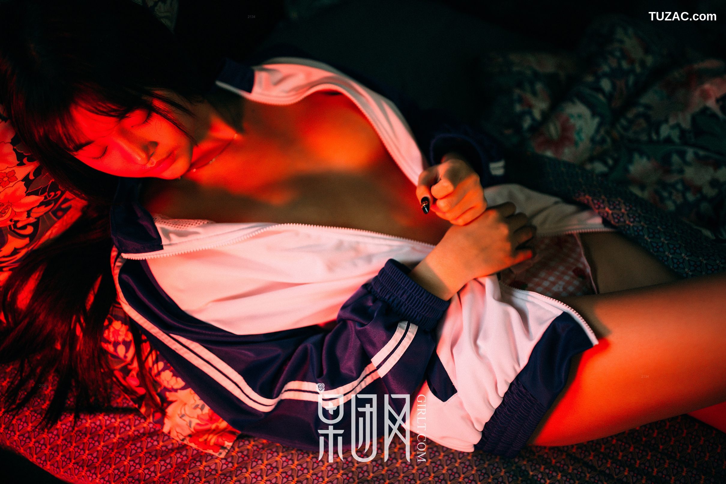 GIRLT果团网-熊川纪信-015-学生妹妹的校服风情