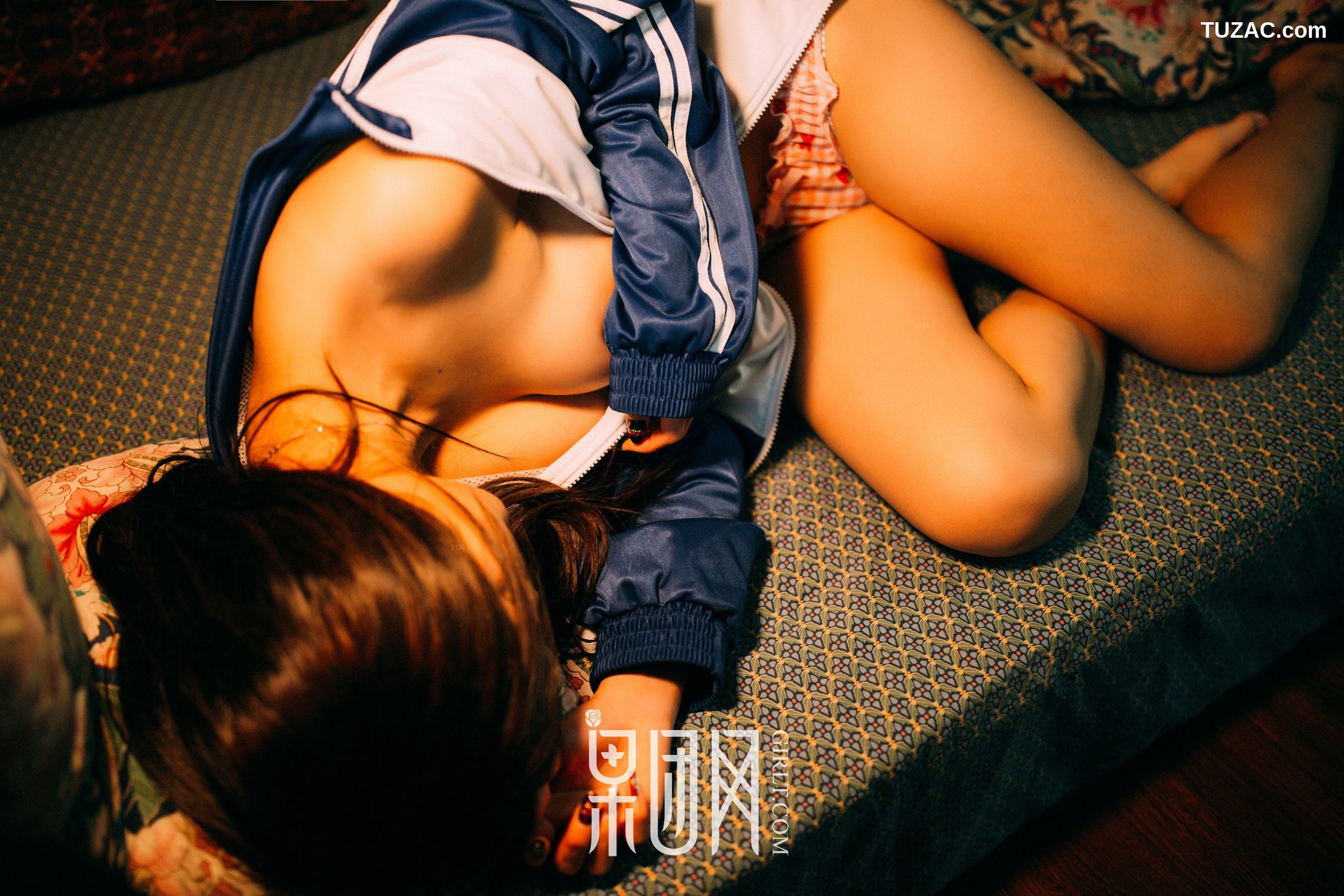 GIRLT果团网-熊川纪信-015-学生妹妹的校服风情