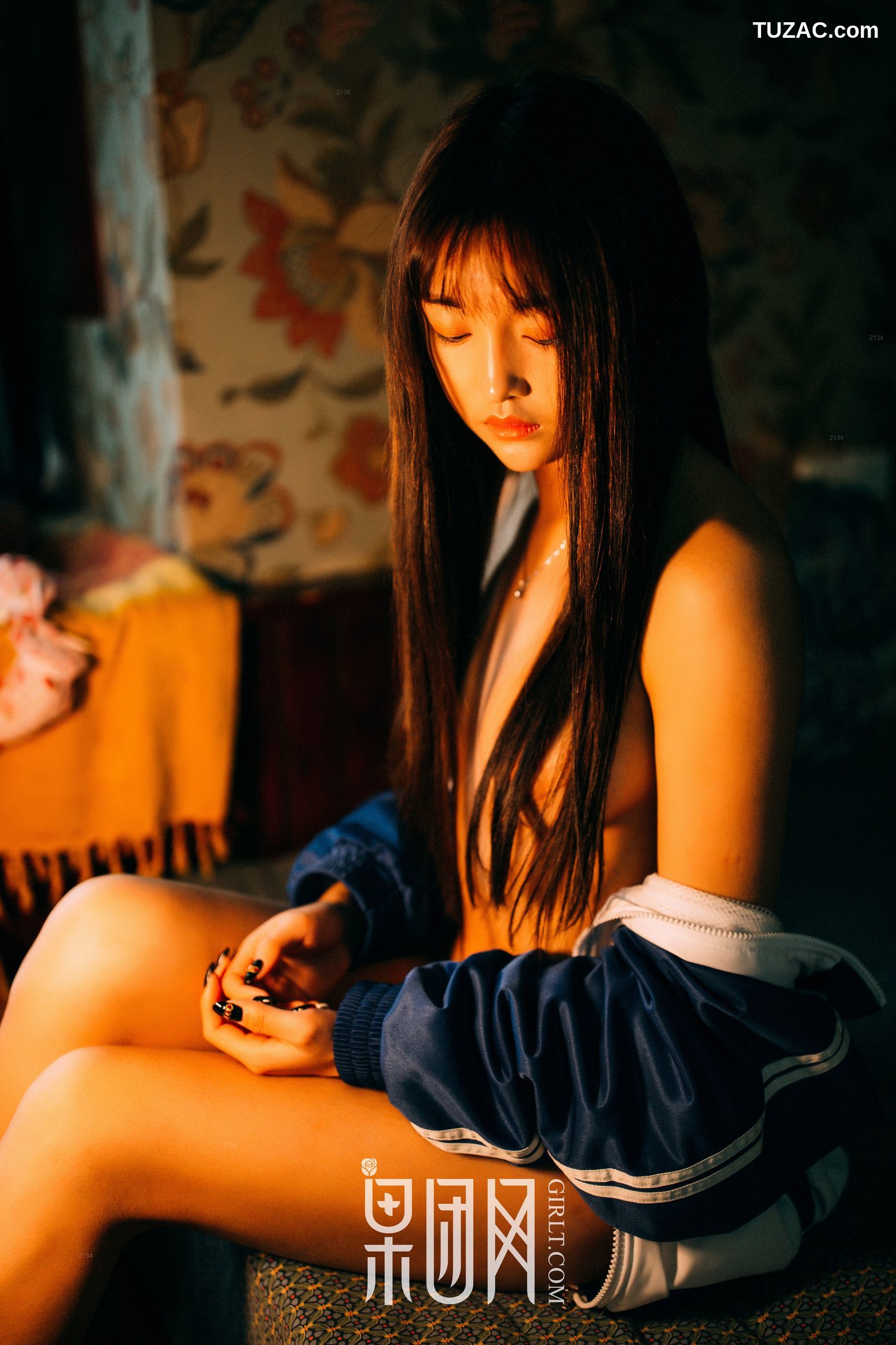 GIRLT果团网-熊川纪信-015-学生妹妹的校服风情