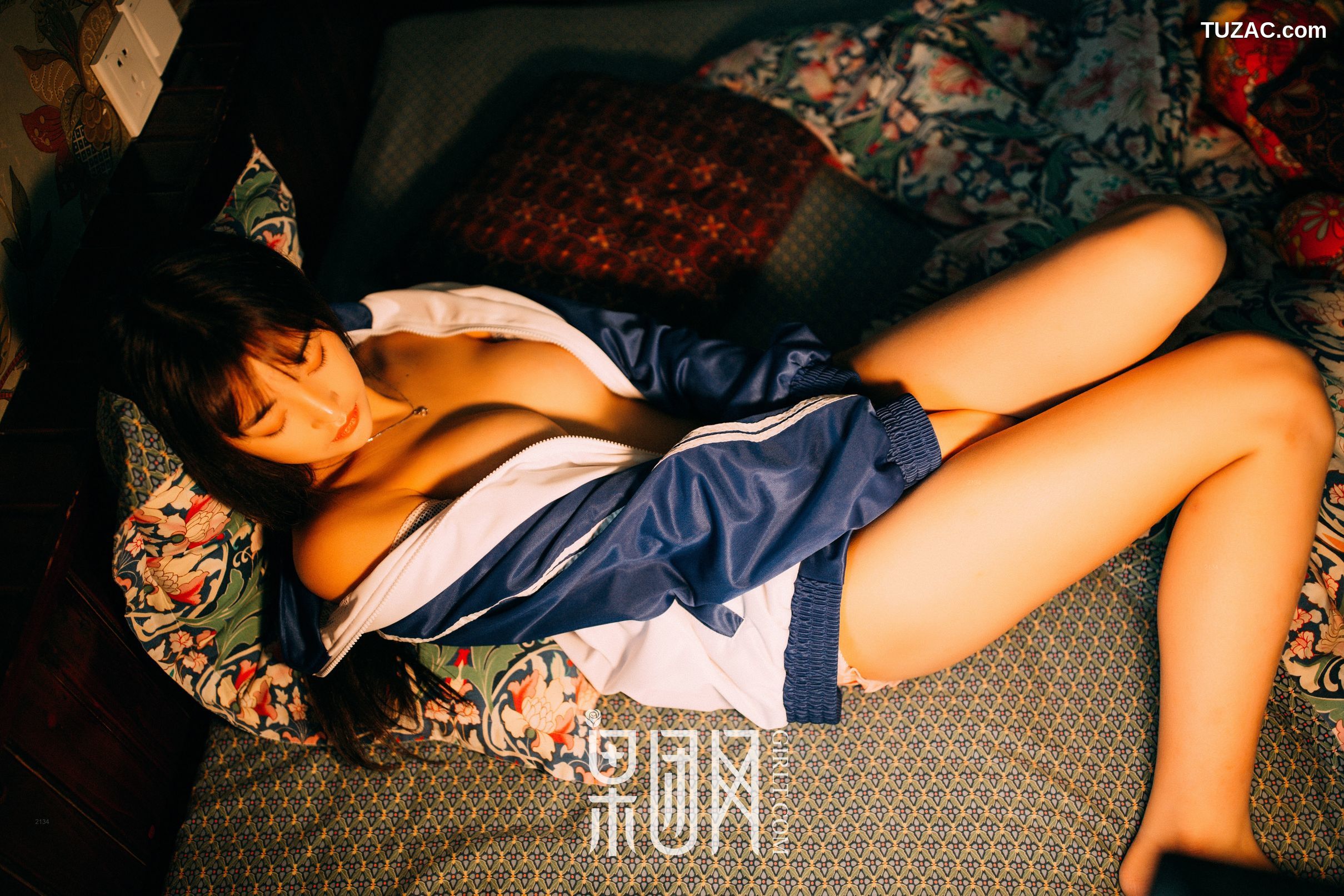 GIRLT果团网-熊川纪信-015-学生妹妹的校服风情