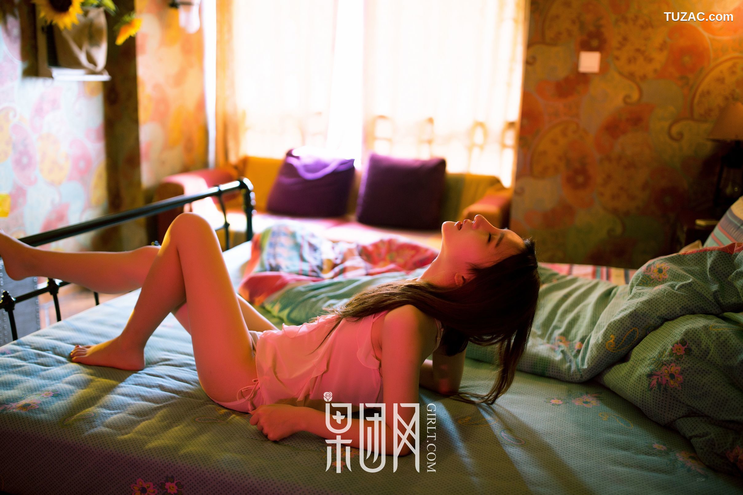 GIRLT果团网-熊川纪信-018-贪玩精灵因迷路被困-求收留