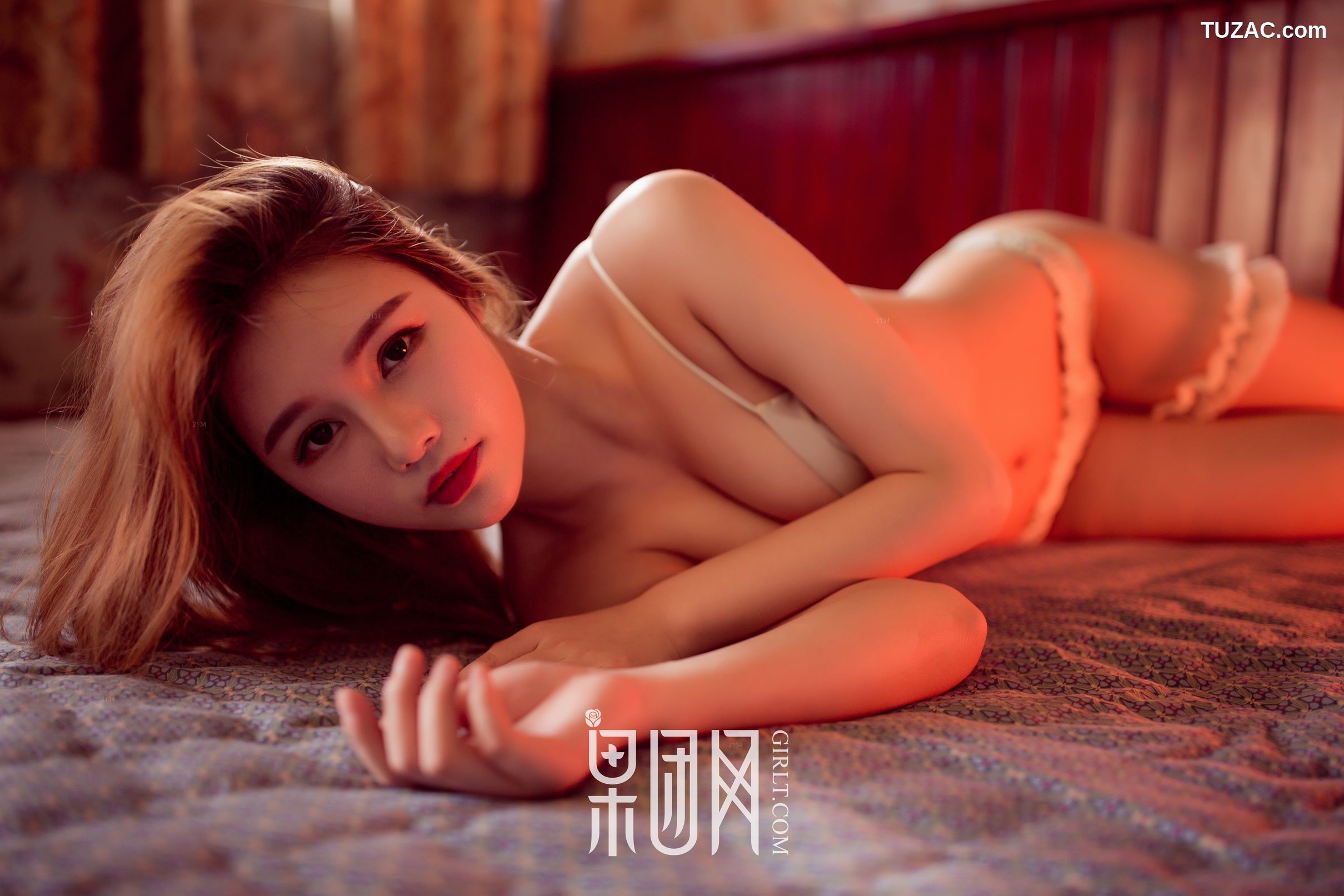 GIRLT果团网-熊川纪信-026-果团狂欢节-内衣秀邀君共赏