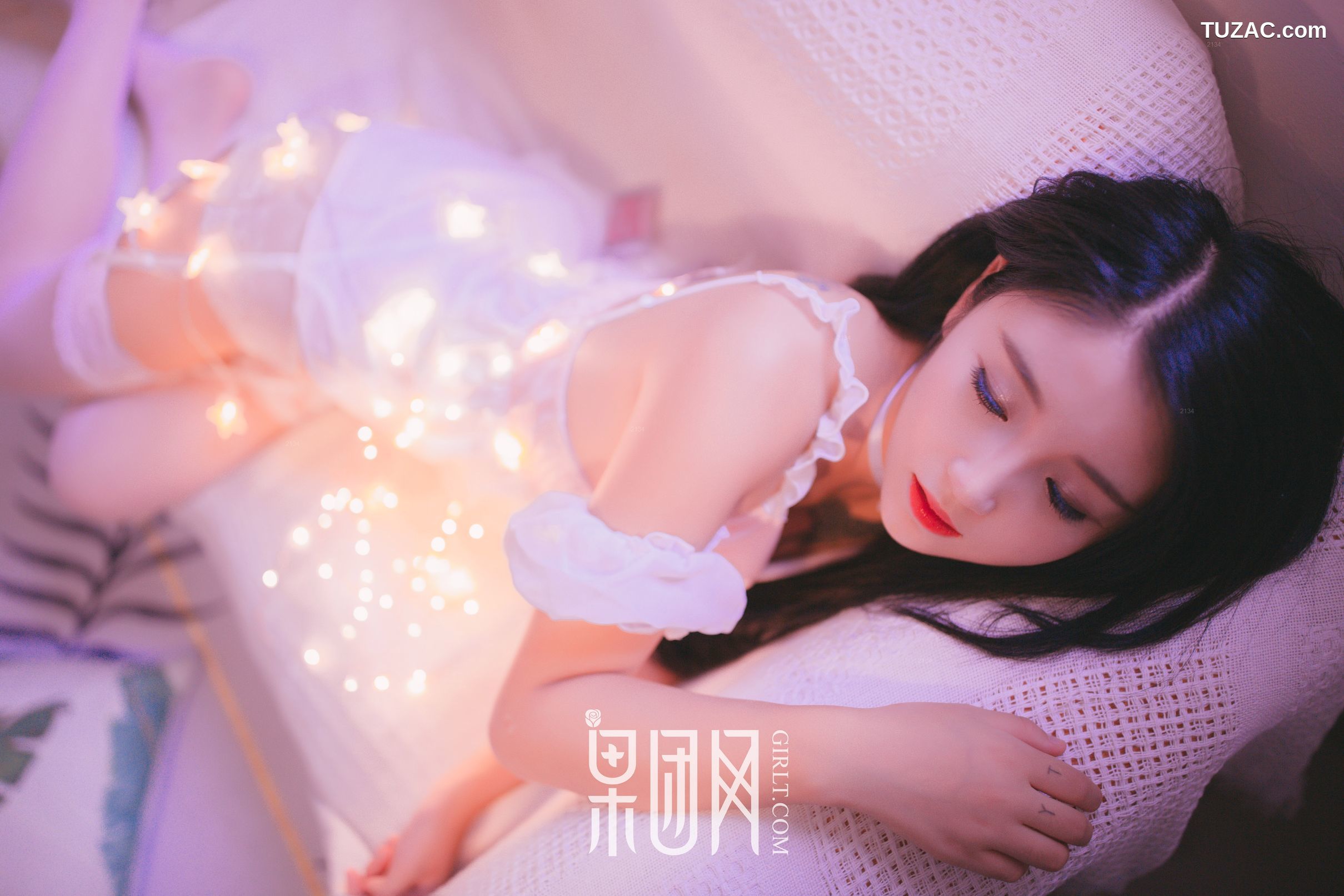 GIRLT果团网-熊川纪信-027-清纯女神-身着白纱-妩媚动人